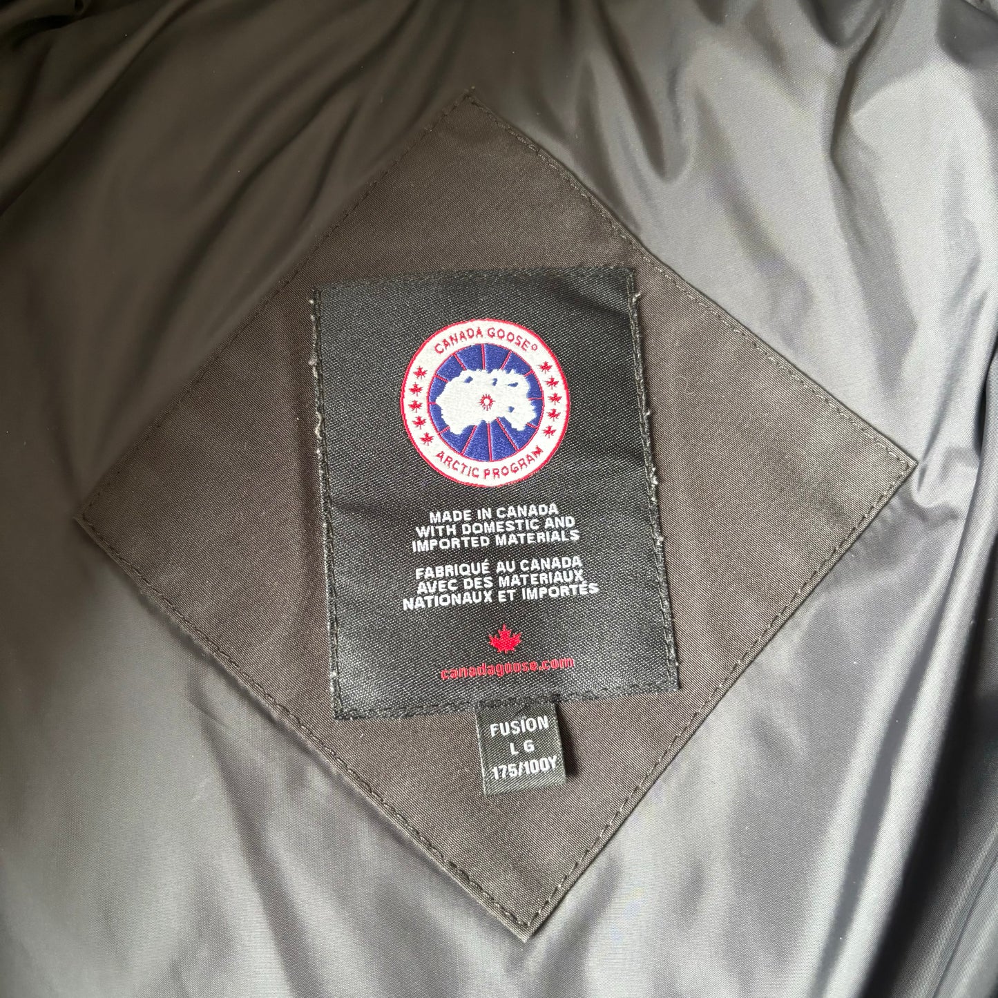 Canada Goose Wyndham Parka Jacket - Large
