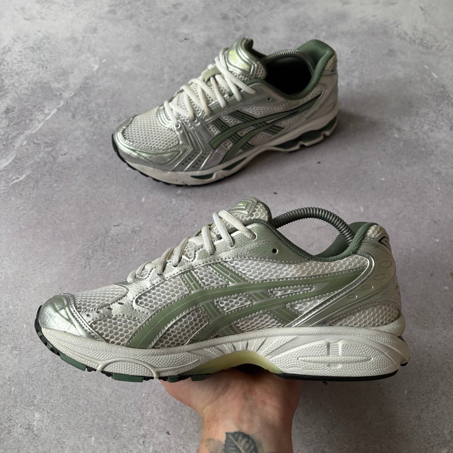 Asics Gel-Kayano 14 Trainers - UK 7.5