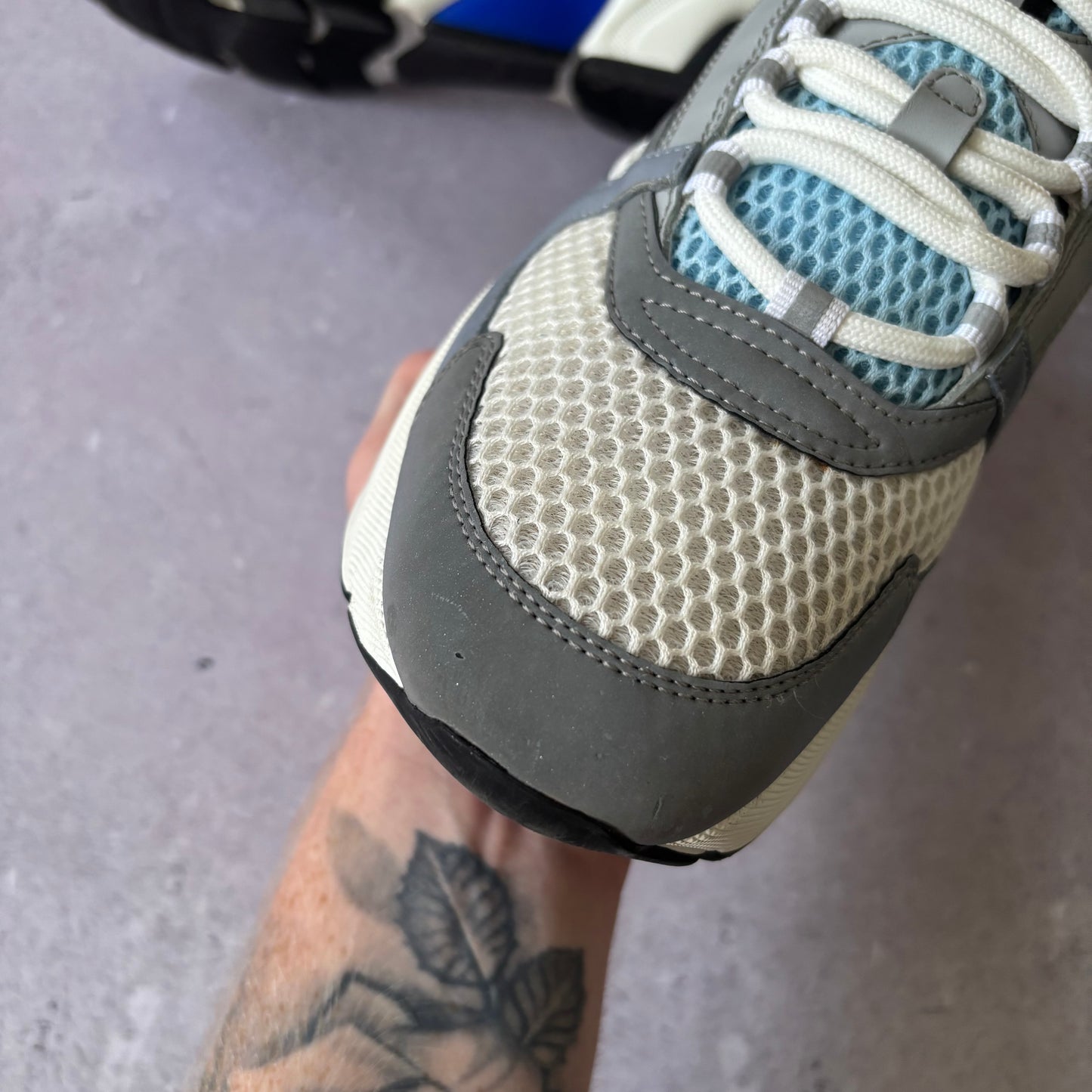 Dior B22 Trainers - Fits UK 7