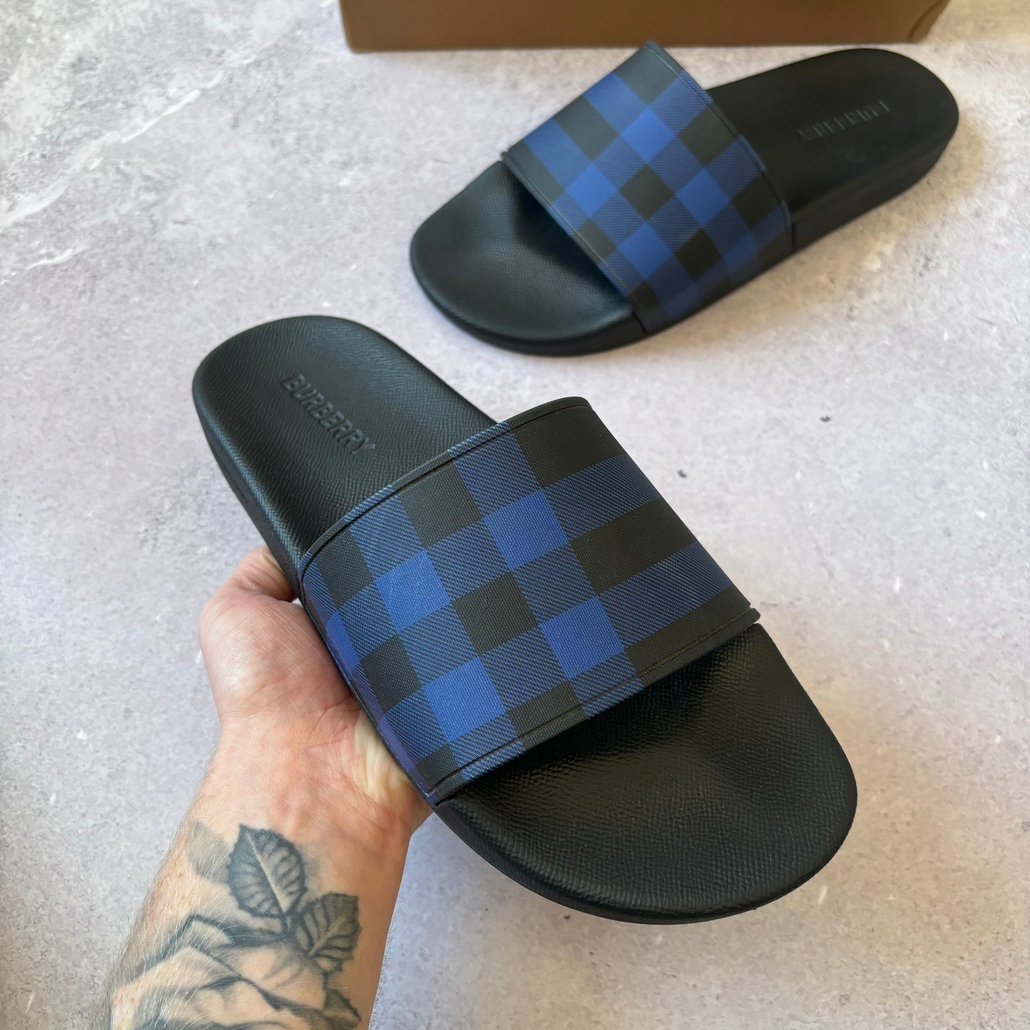 Burberry Sliders - UK 10