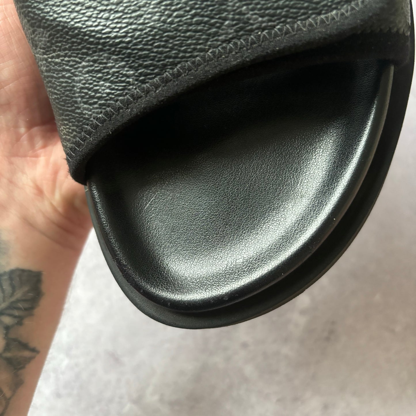 Louis Vuitton Miami Mule Sliders - UK 8