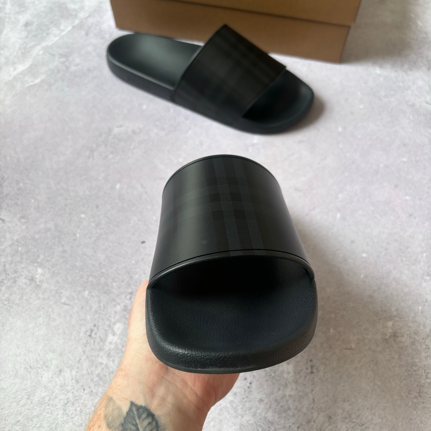 Burberry Sliders - UK 11