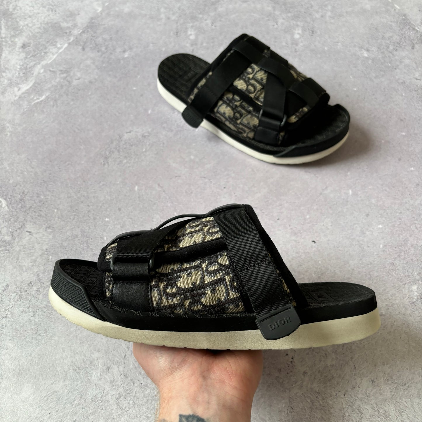 Dior Alpha Sliders - UK 7