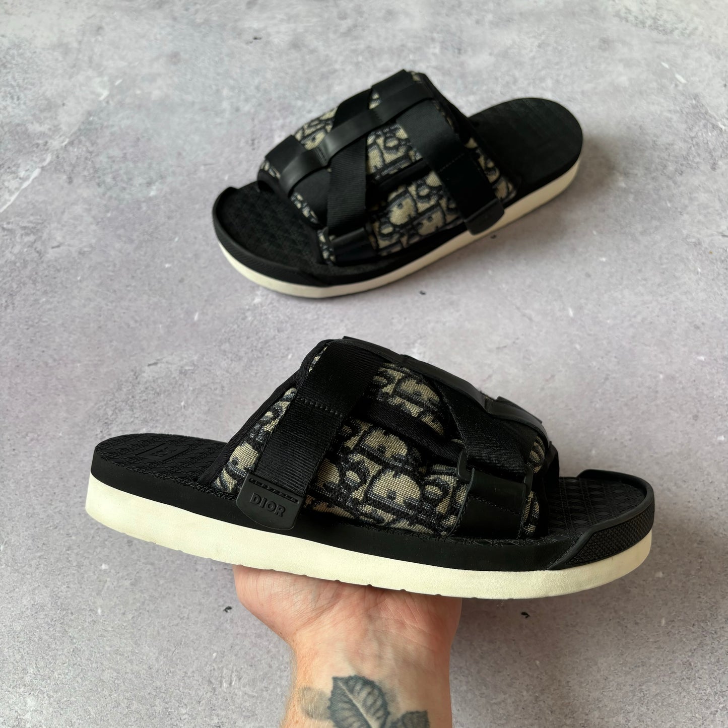 Dior Alpha Sliders - UK 8