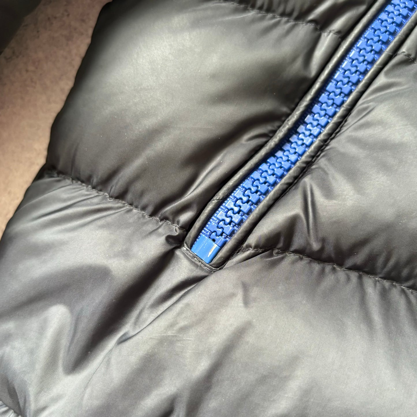 Moncler Thoule Puffer Jacket - Size 5