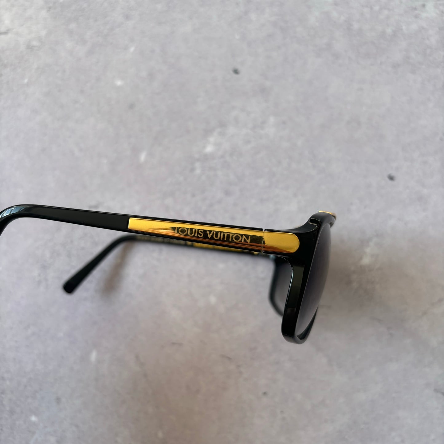 Louis Vuitton Evidence Sunglasses