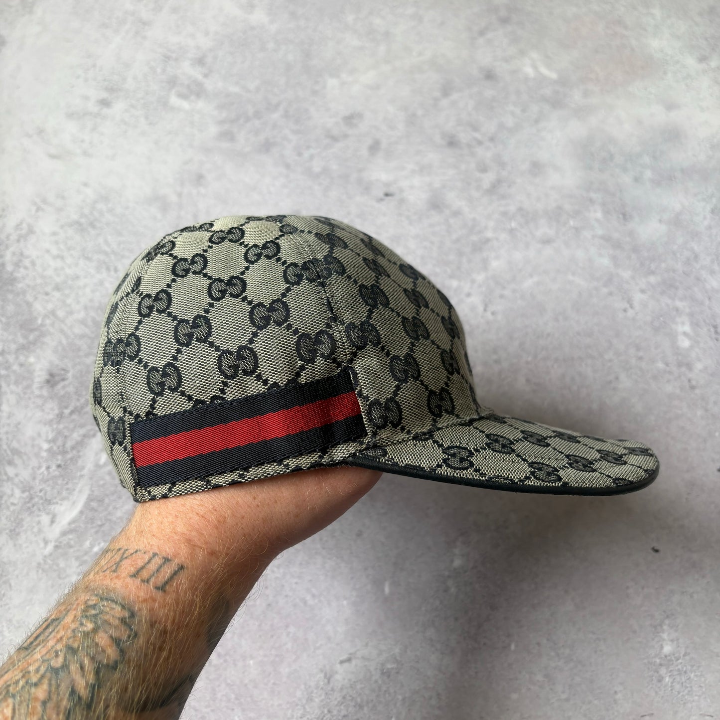 Gucci Cap - Medium