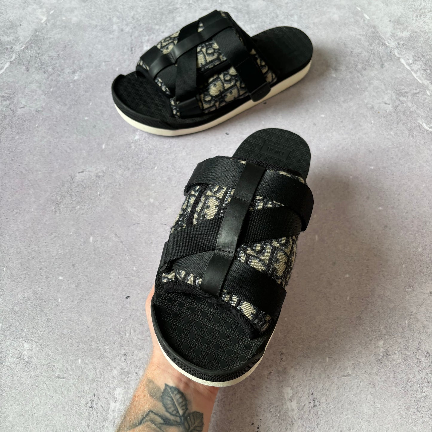 Dior Alpha Sliders - UK 8