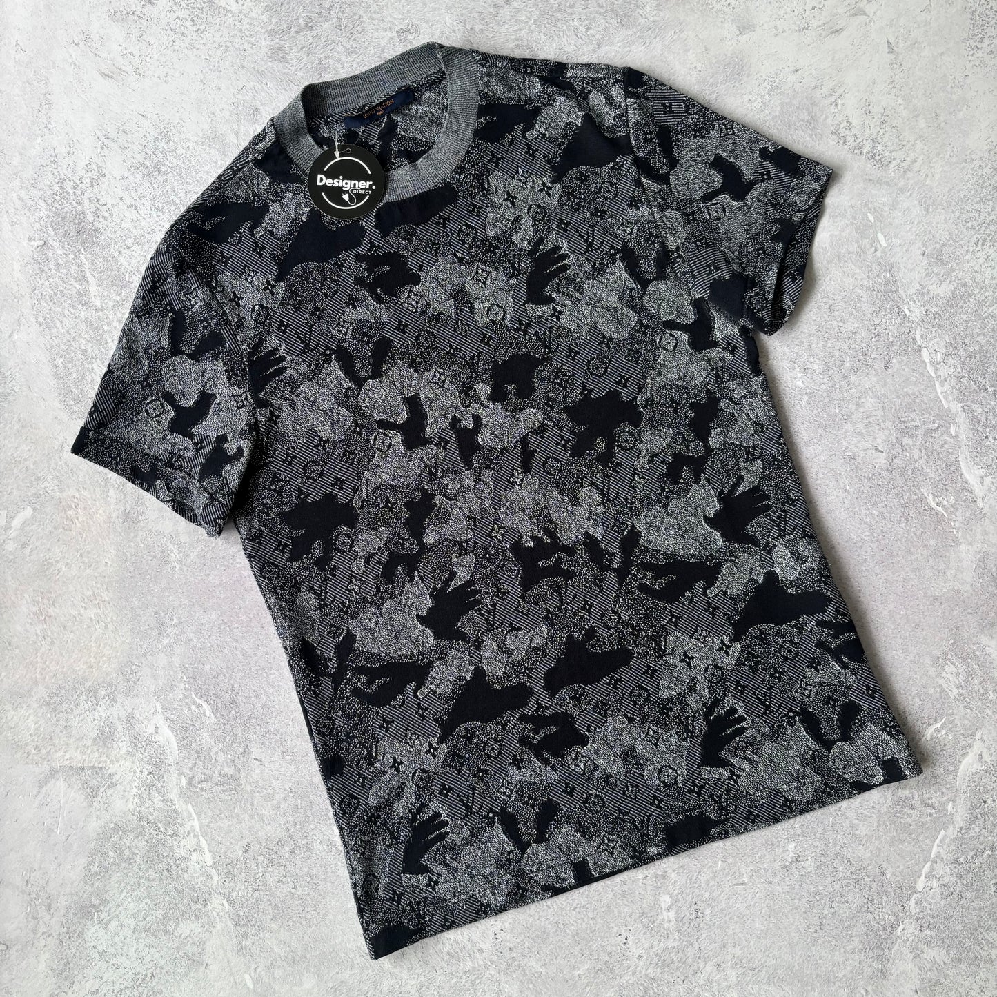 Louis Vuitton T-Shirt - Small