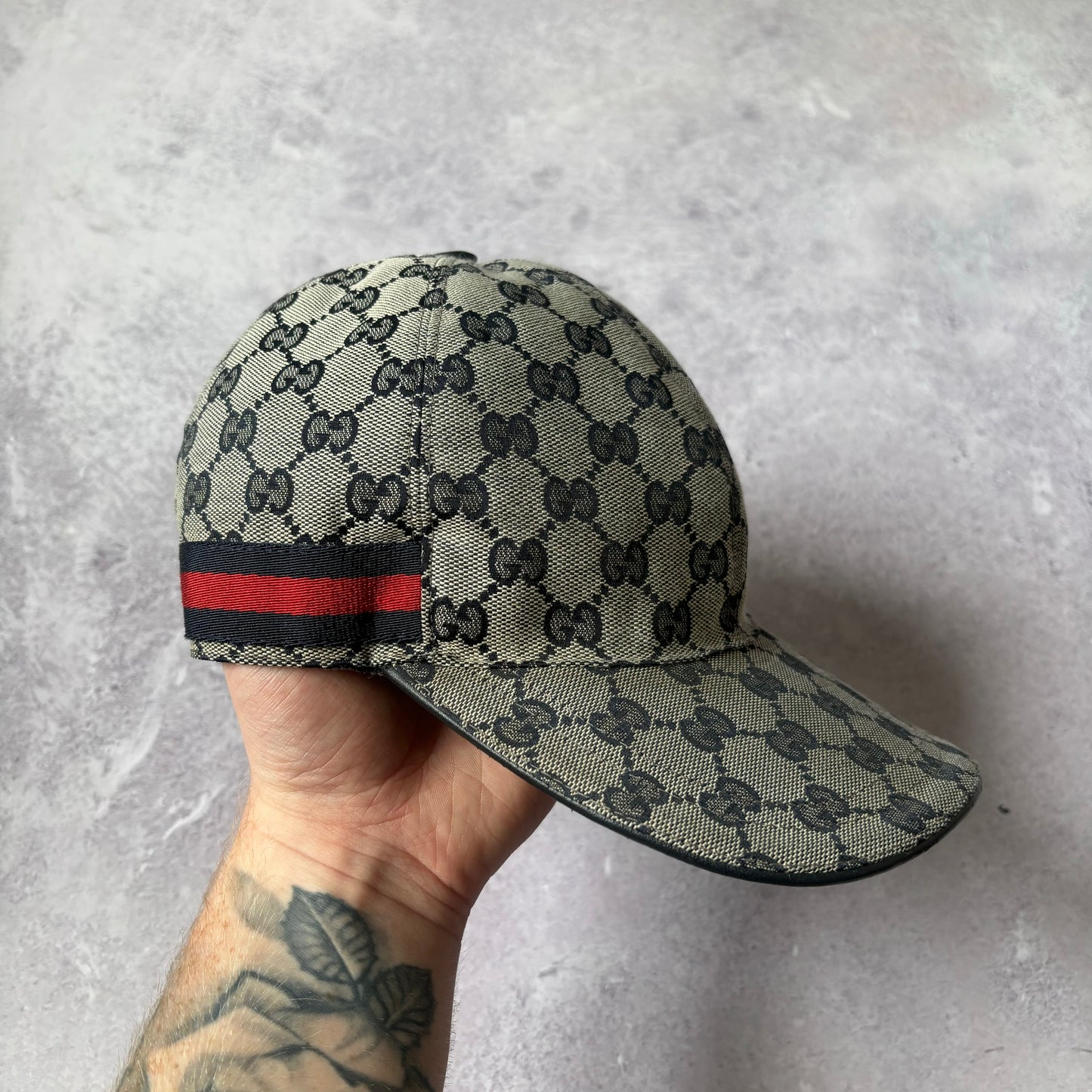 Gucci Cap - Medium