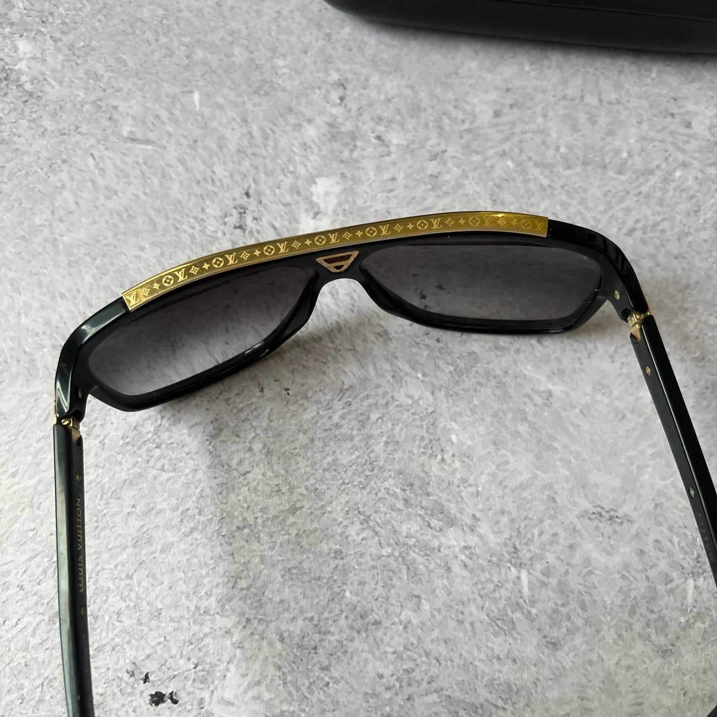 Louis Vuitton Evidence Sunglasses
