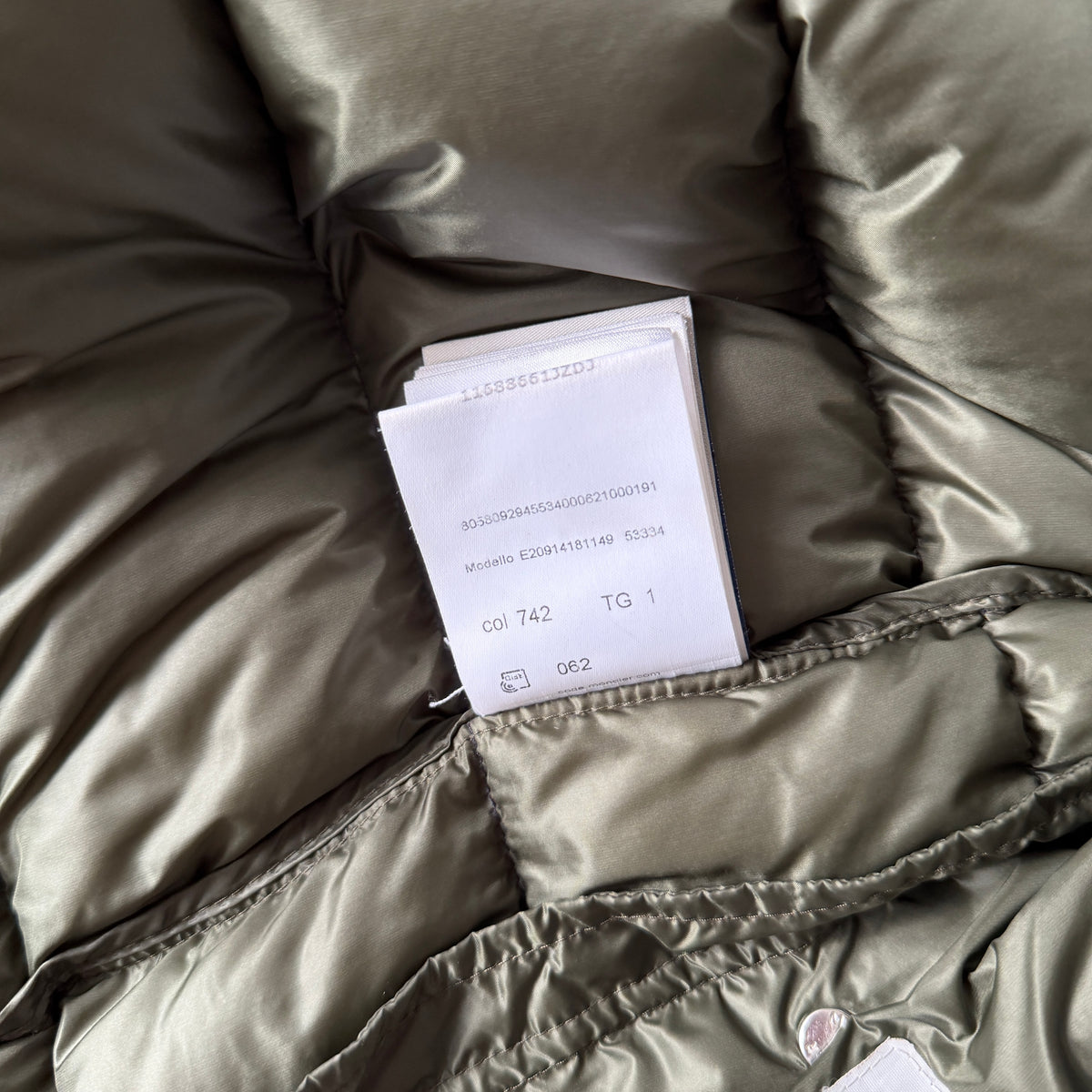Moncler Bramant Puffer Jacket - Size 1