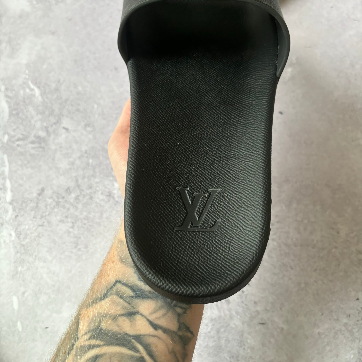 Louis Vuitton Waterfront Mule Sliders - UK 9