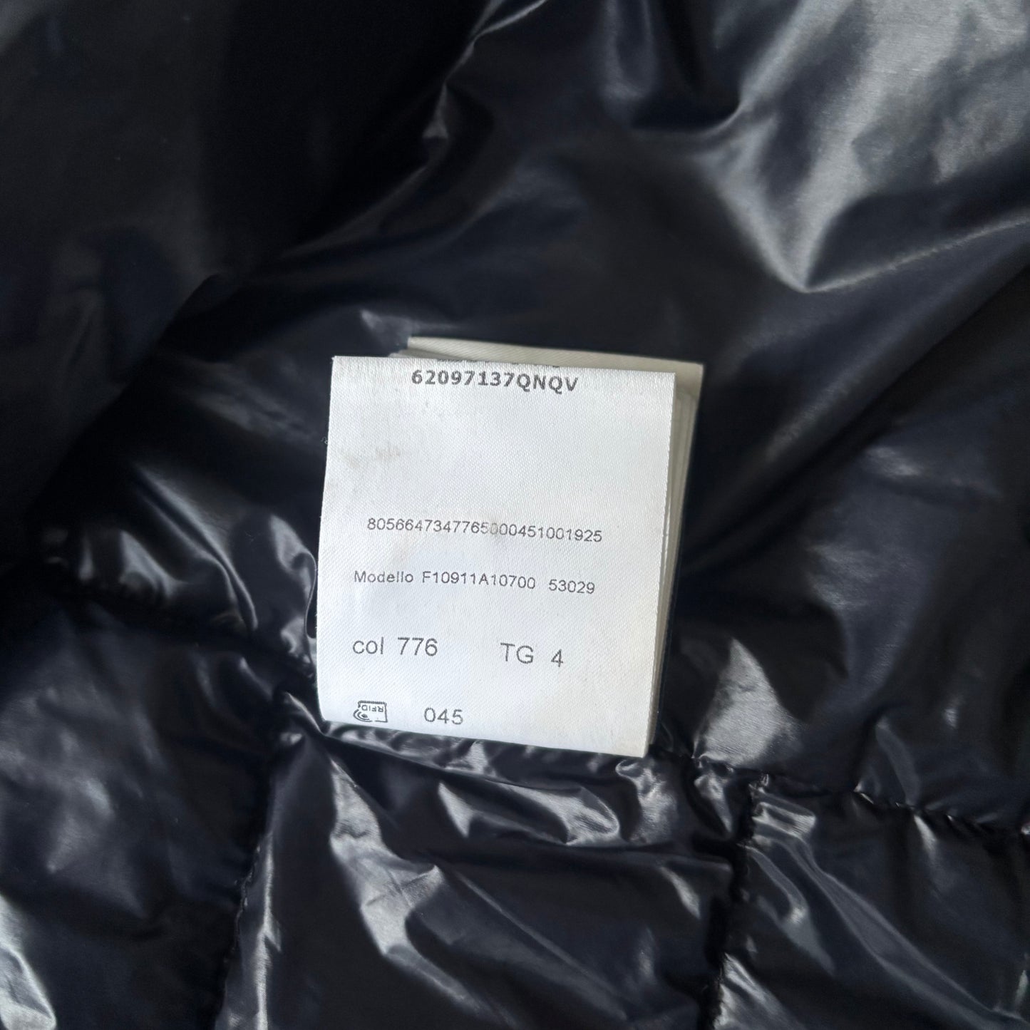 Moncler Gui Gilet - Size 4