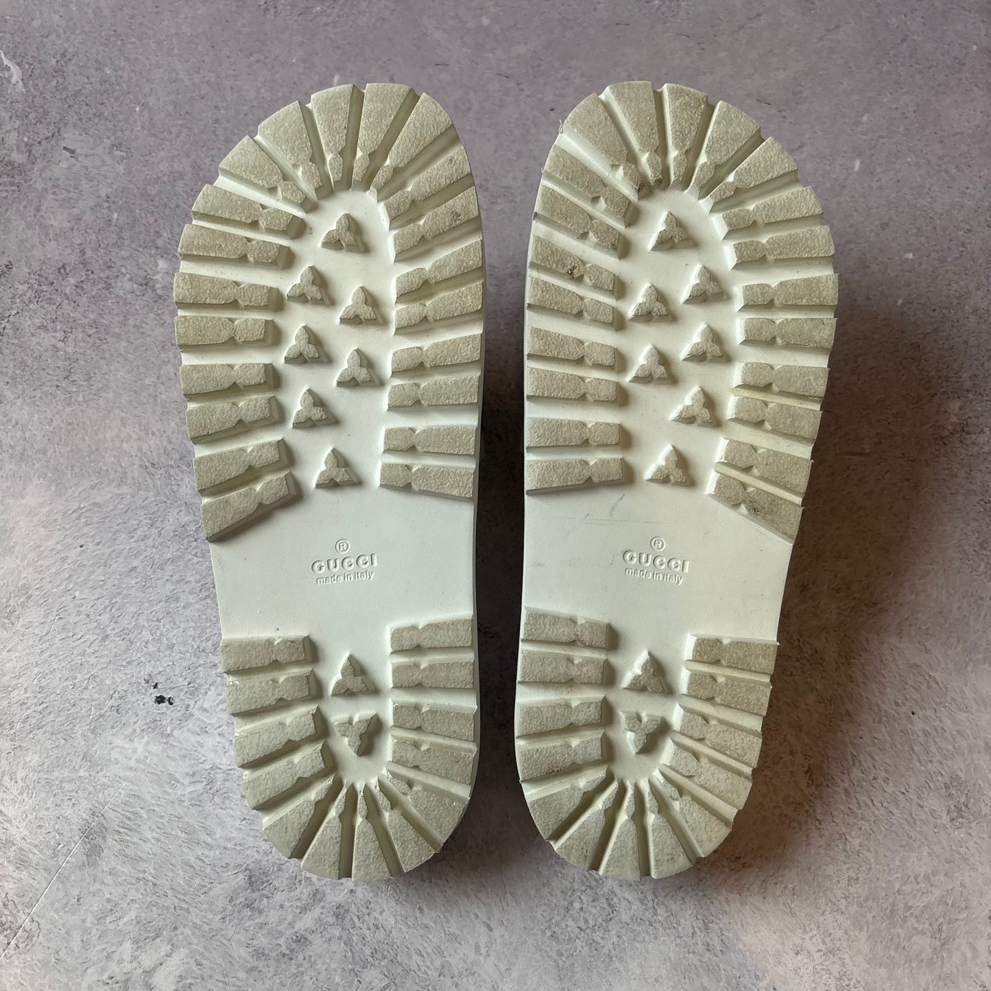 Gucci Web Sliders - UK 9