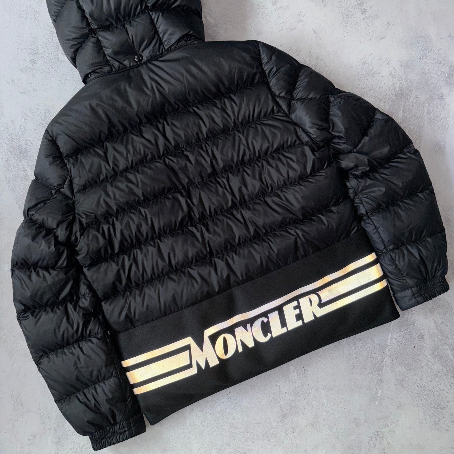 Moncler Verte Puffer Jacket - Size 3