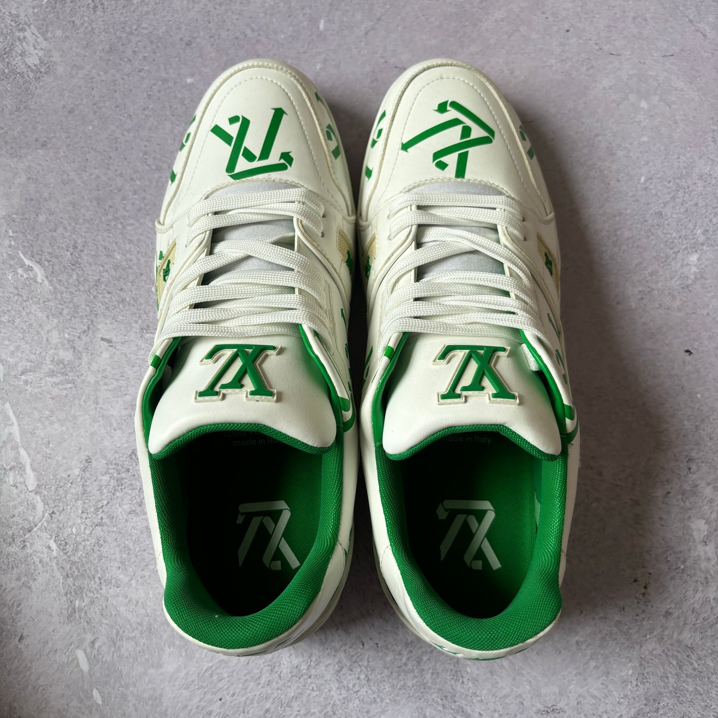 Louis Vuitton Trainers - UK 11
