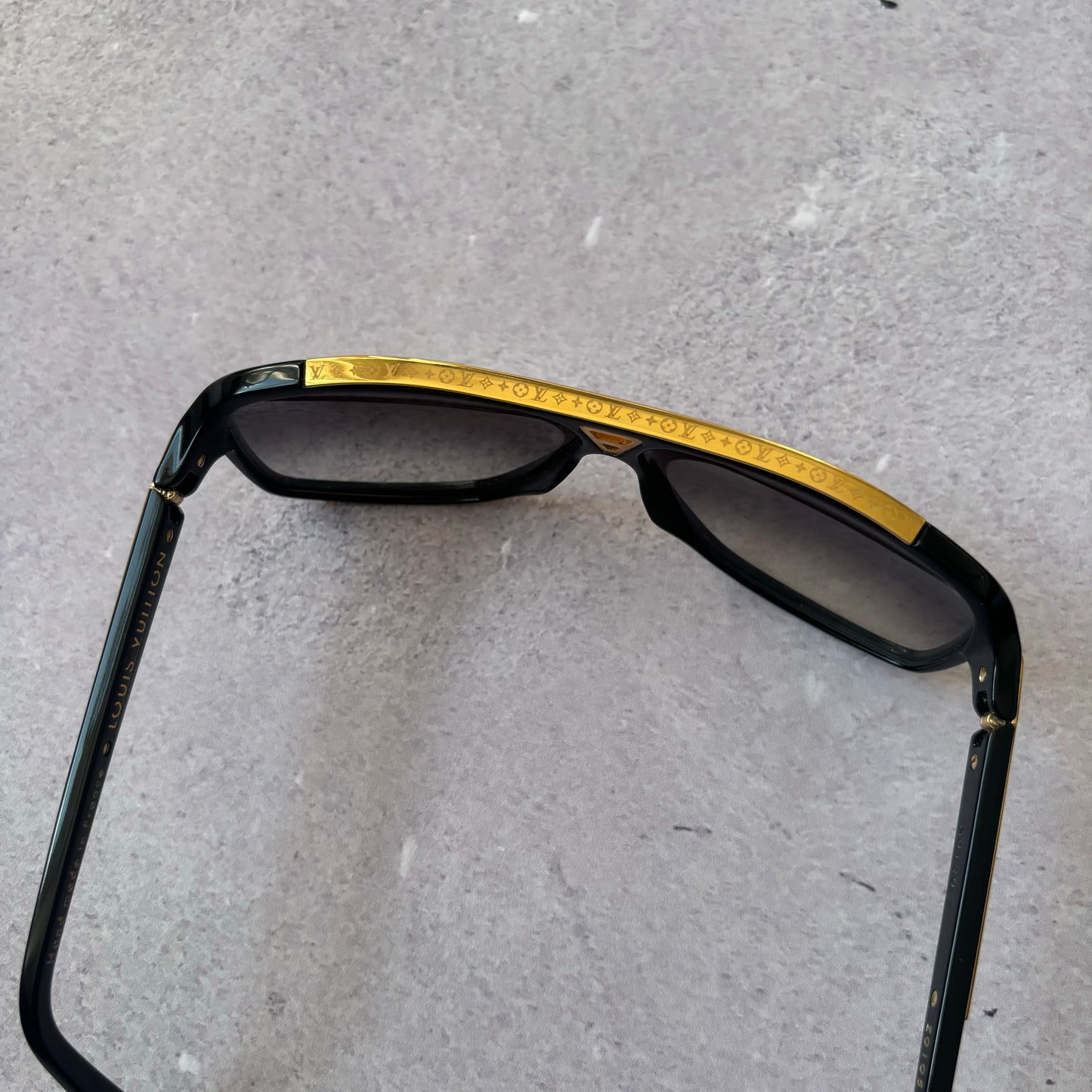 Louis Vuitton Evidence Sunglasses