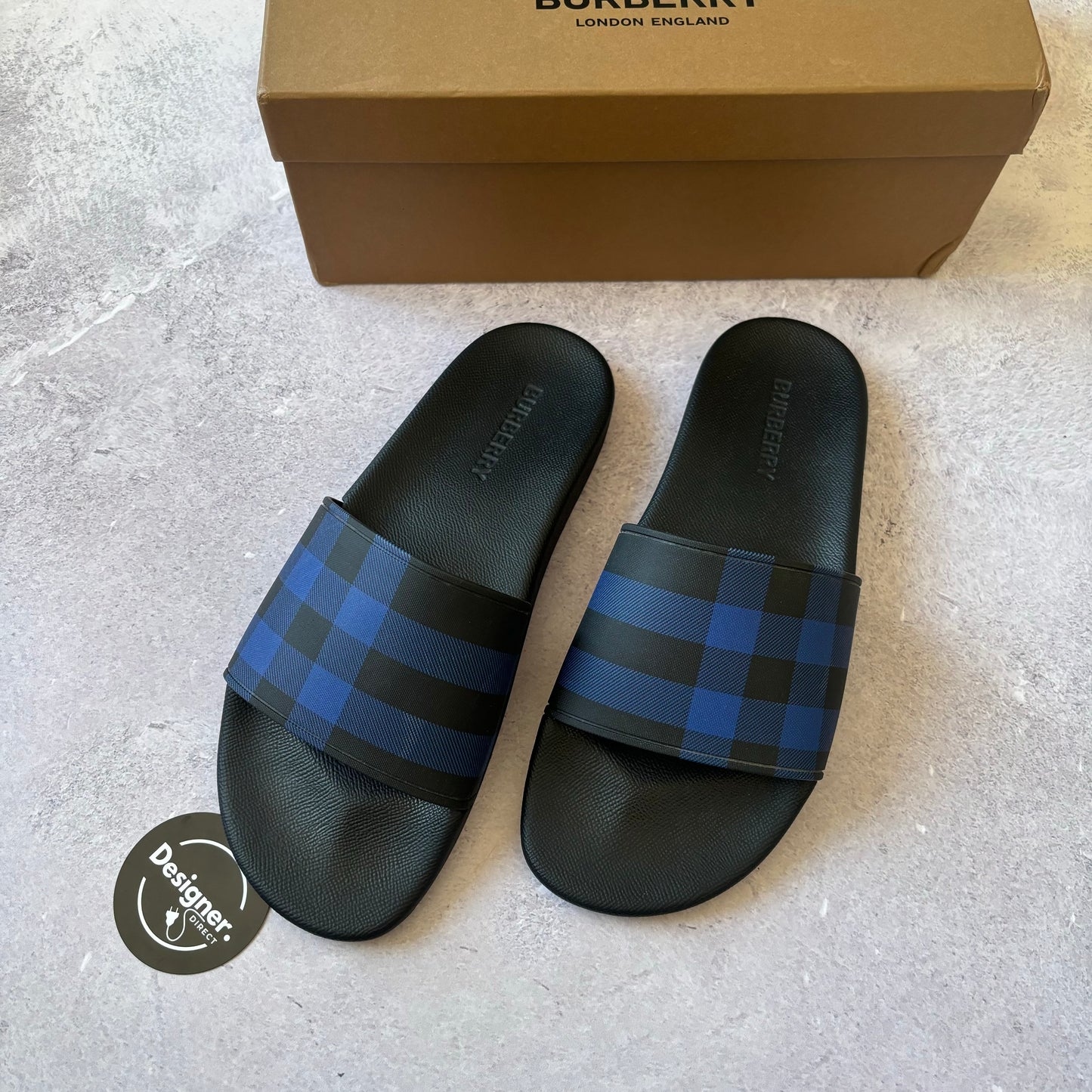 Burberry Sliders - UK 10
