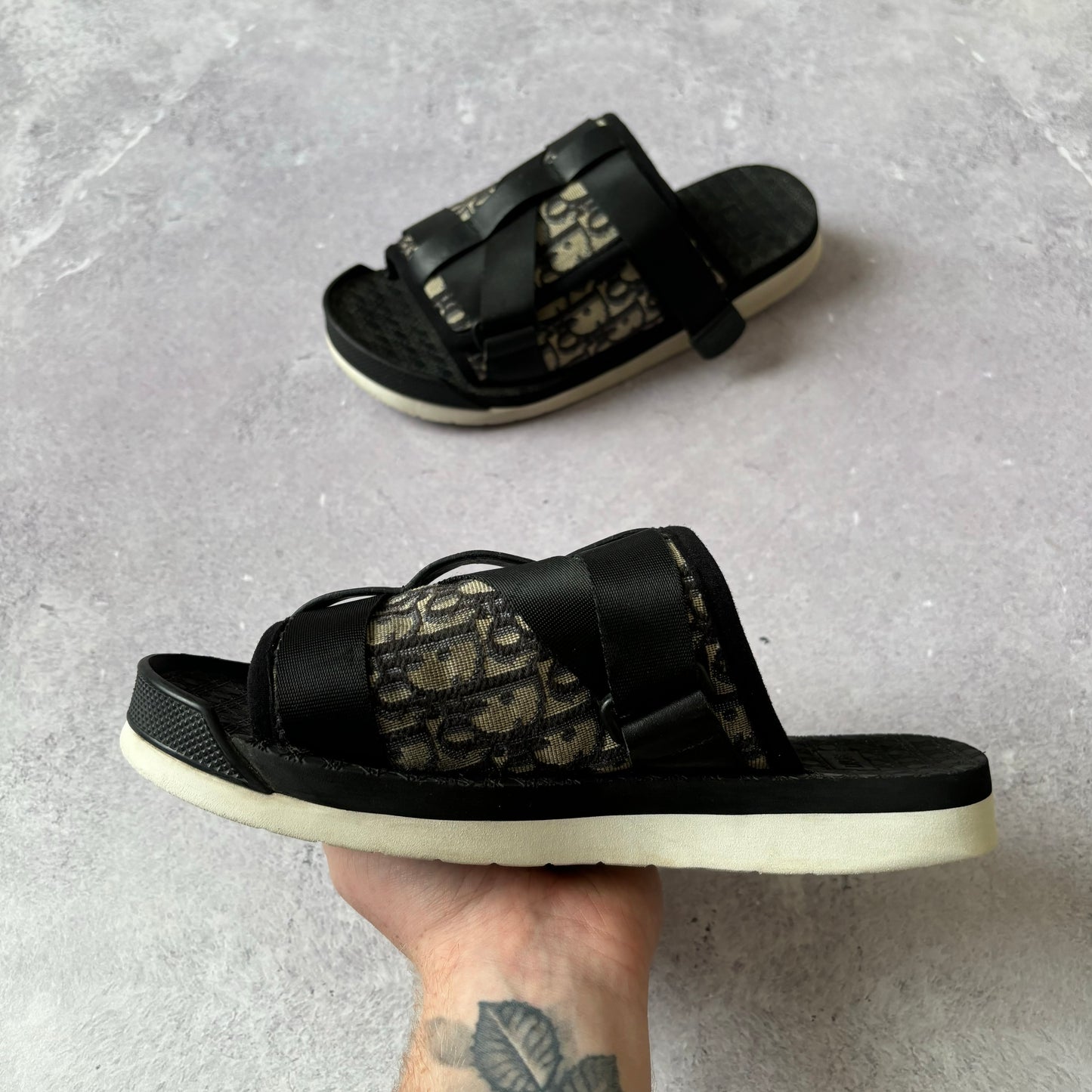 Dior Alpha Sliders - UK 7