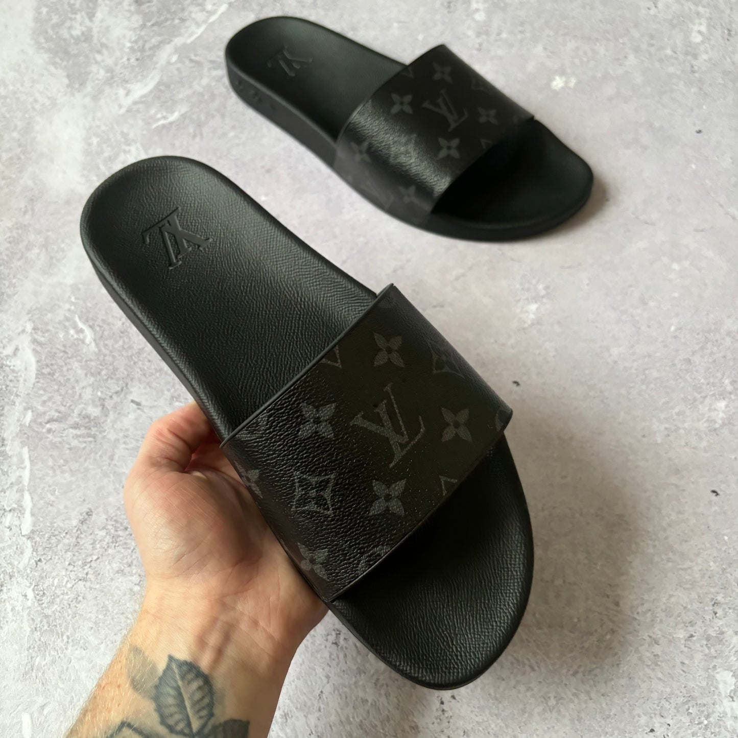 Louis Vuitton Waterfront Mule Sliders - UK 9