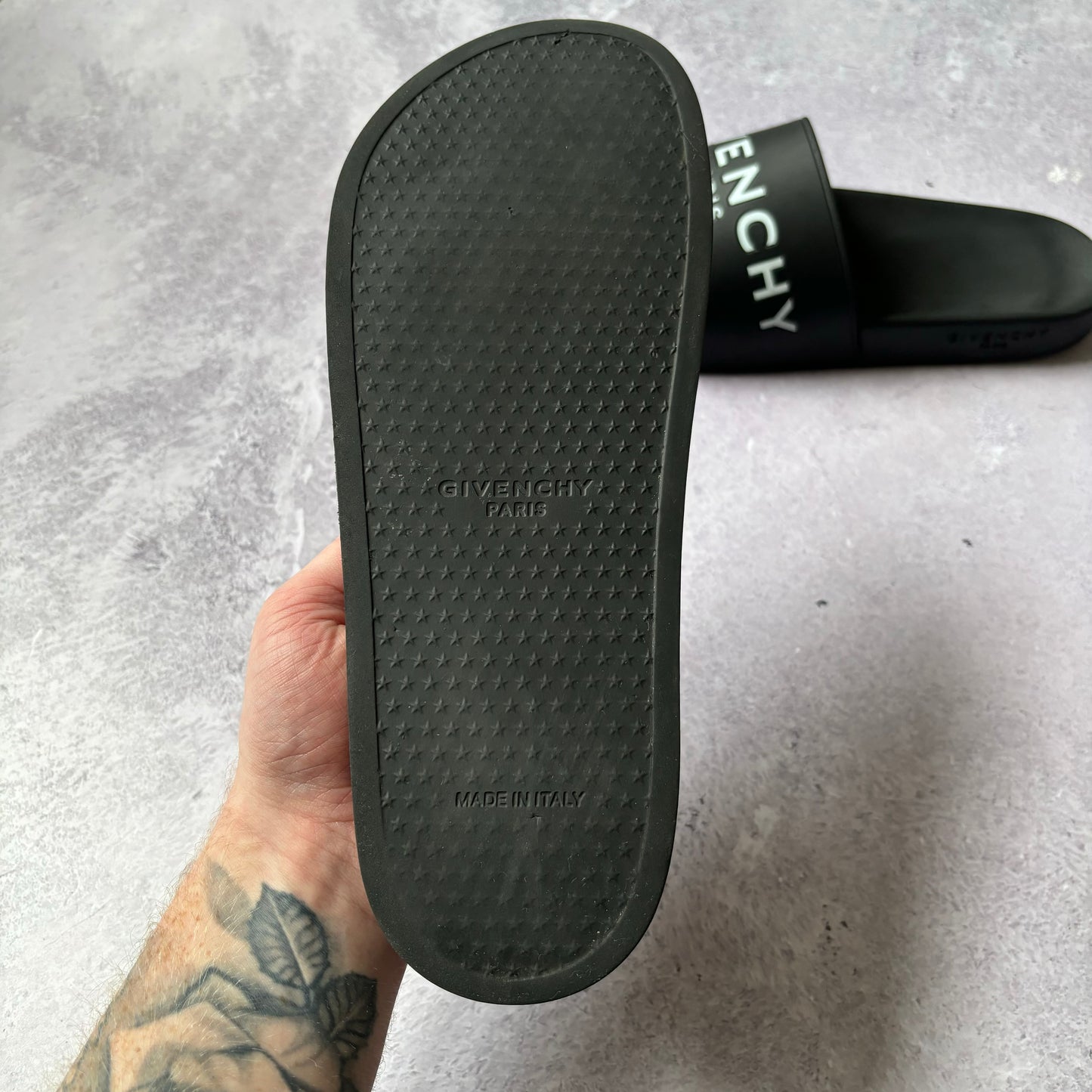 Givenchy Sliders - UK 9