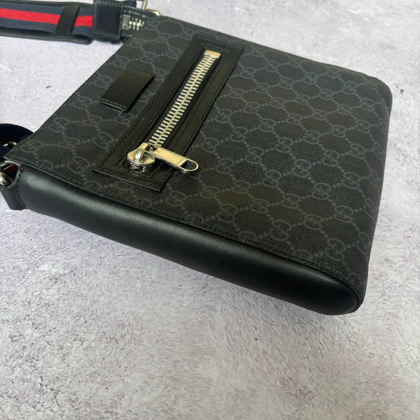 Gucci Messenger Bag