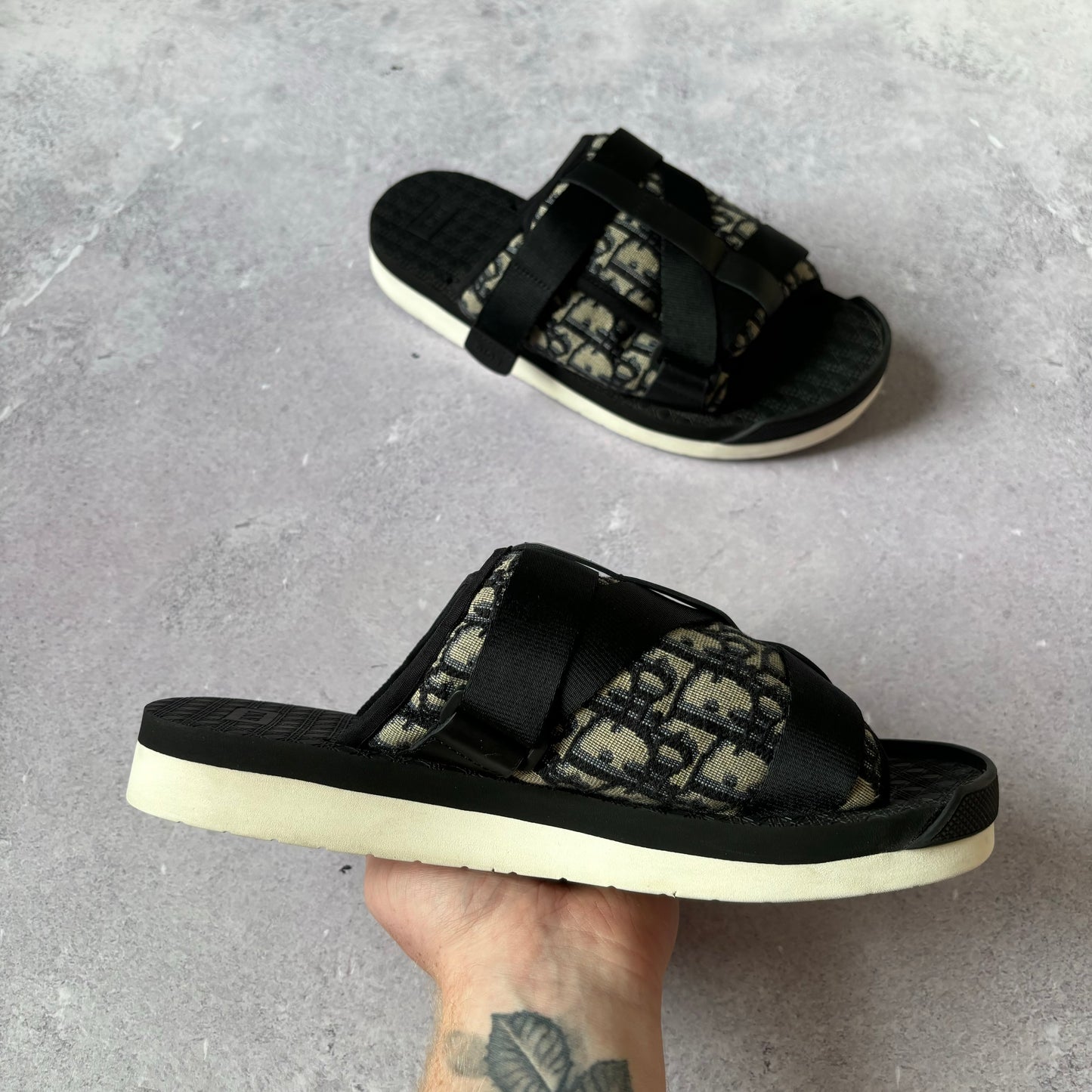 Dior Alpha Sliders - UK 8