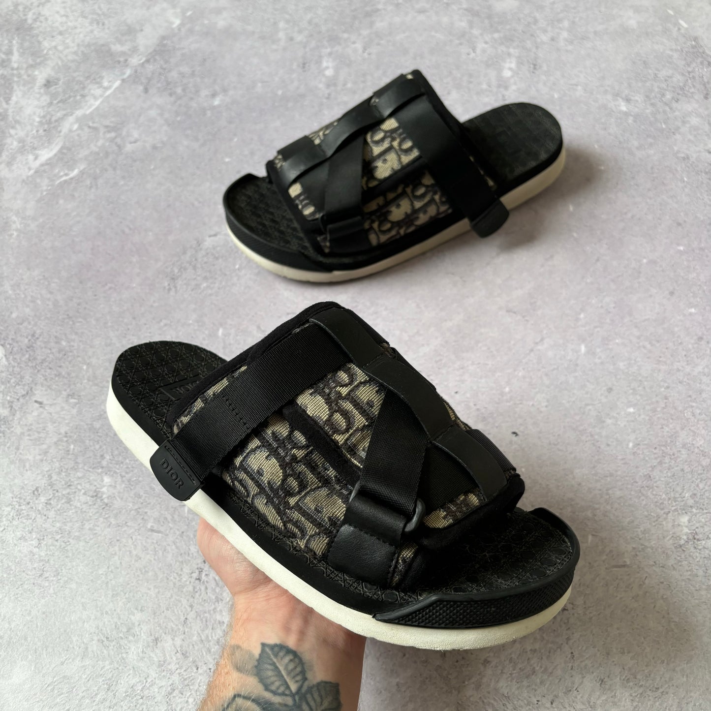 Dior Alpha Sliders - UK 7