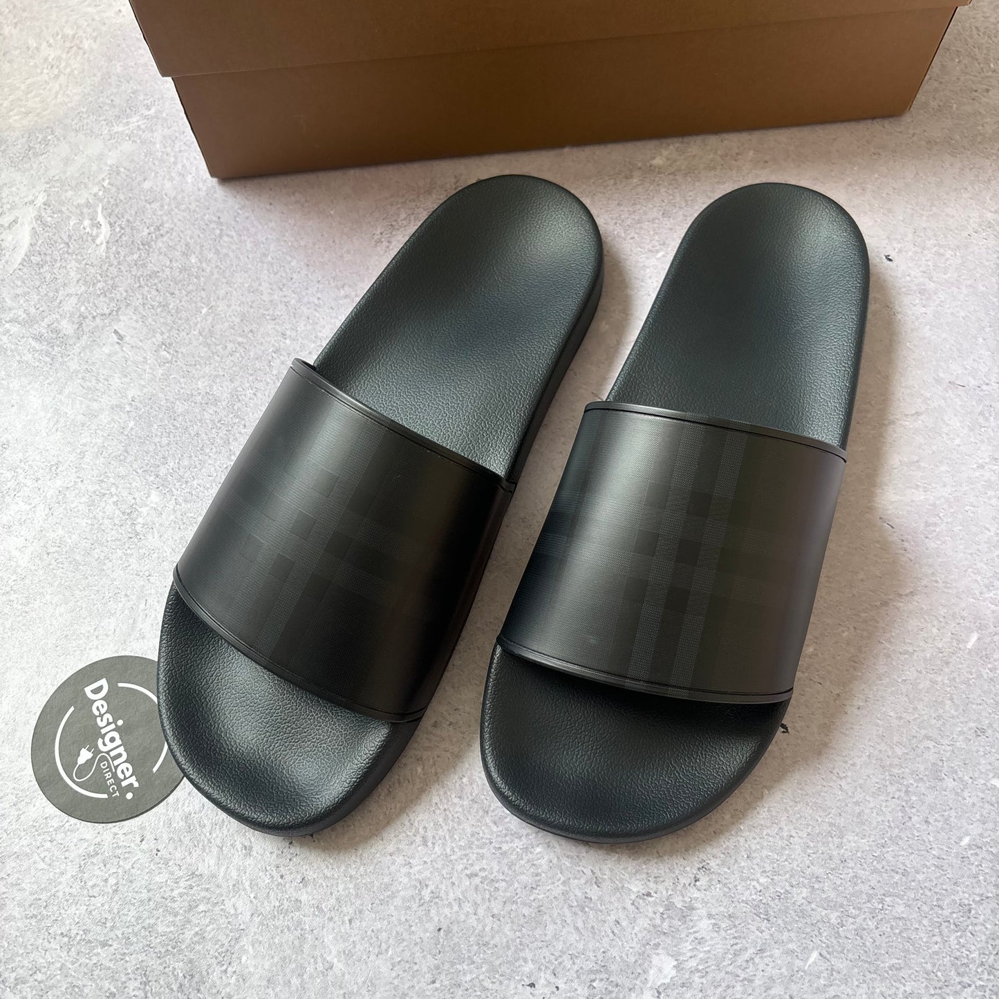 Burberry Sliders - UK 11