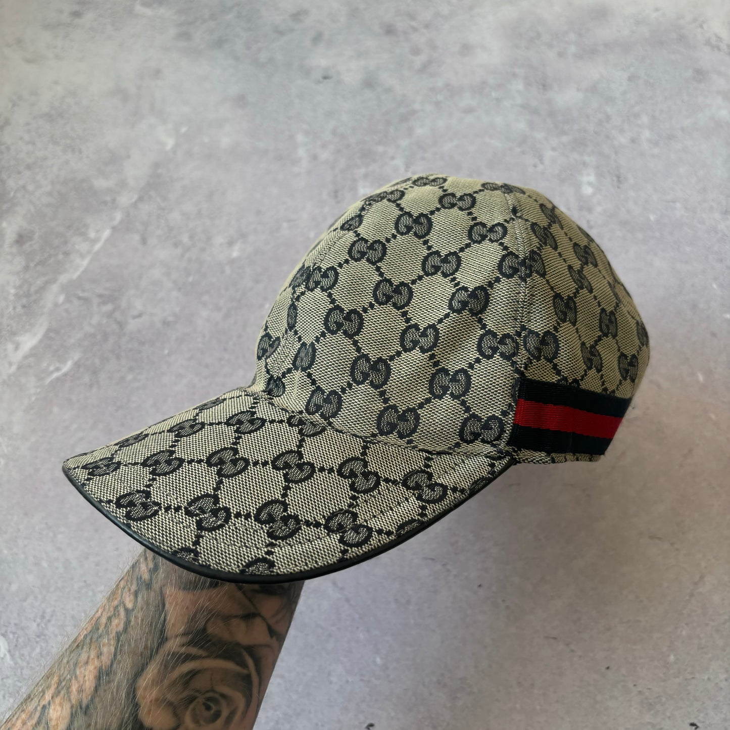 Gucci Cap - Large