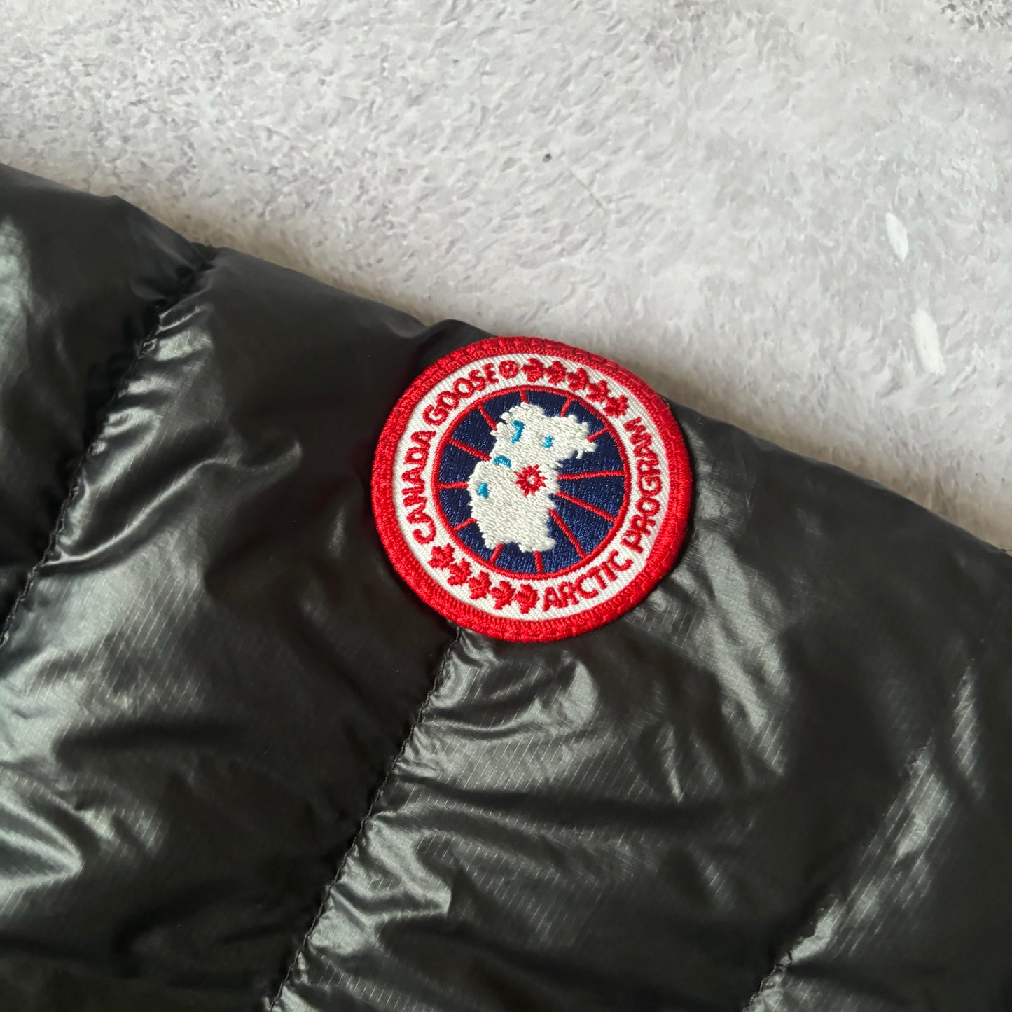 Canada Goose Hybridge Jacket - Small