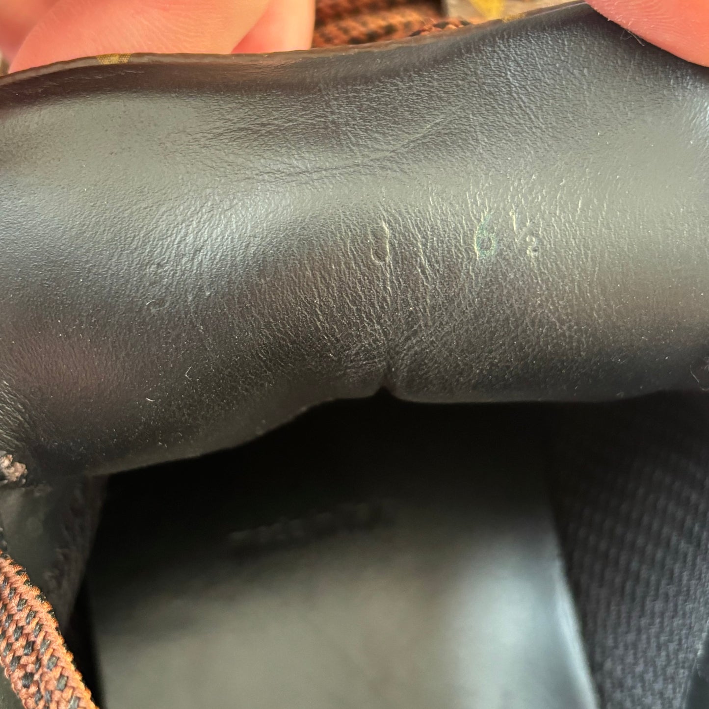 Louis Vuitton Runaway Trainers - UK 7.5