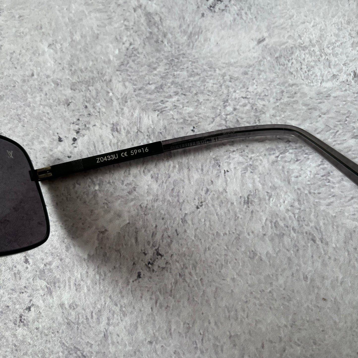 Louis Vuitton Attitude Sunglasses - Black