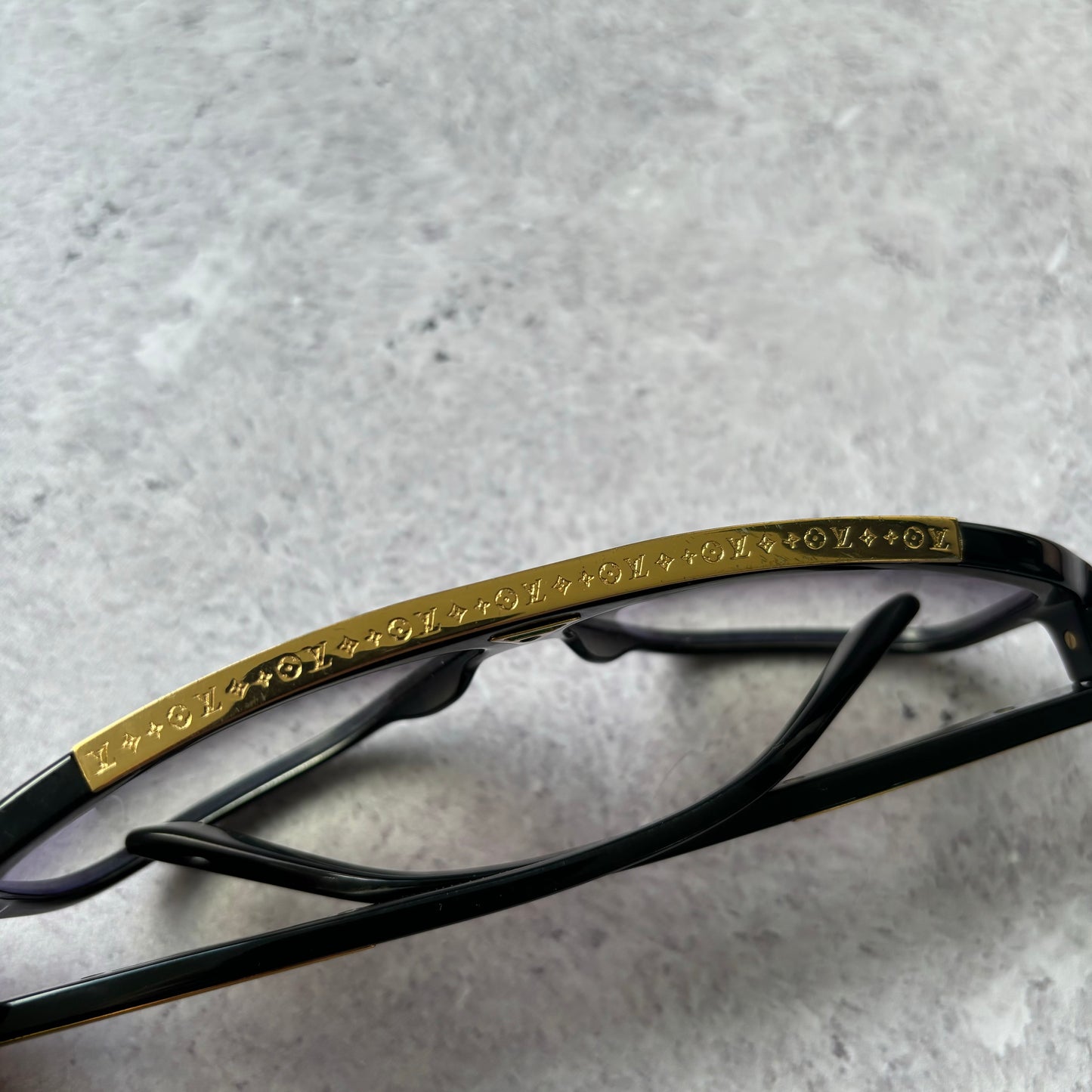 Louis Vuitton Evidence Sunglasses