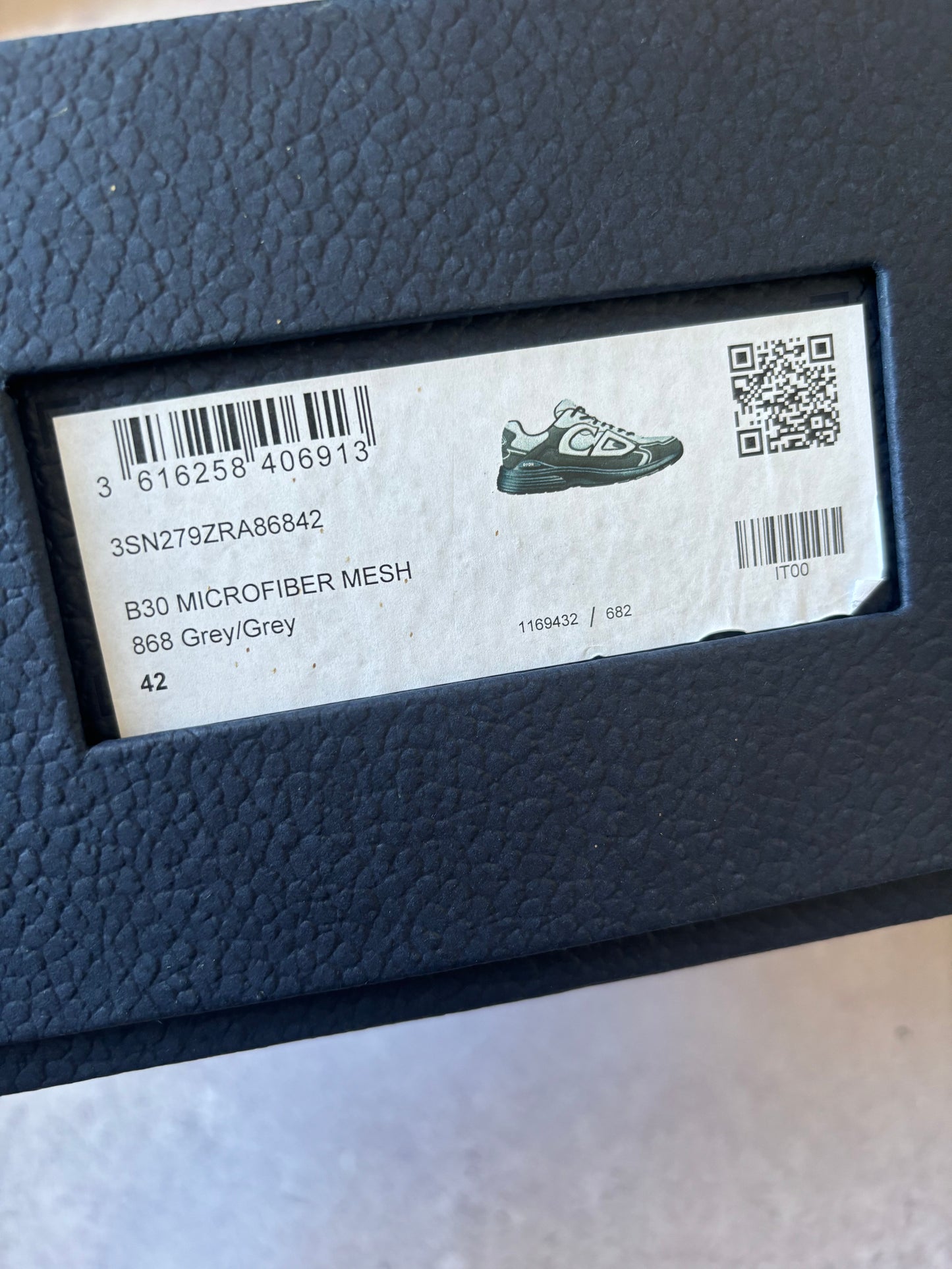 Dior B30 Trainers - UK 8