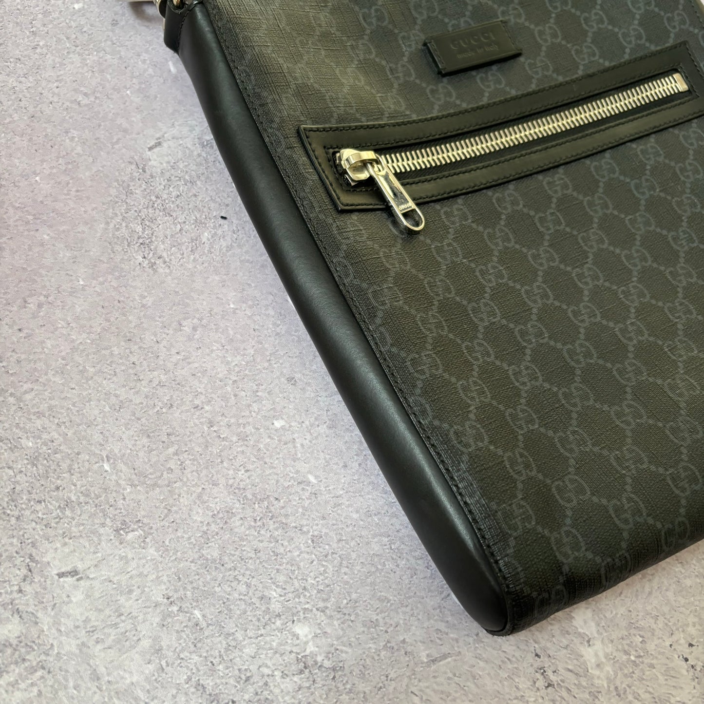 Gucci Messenger Bag