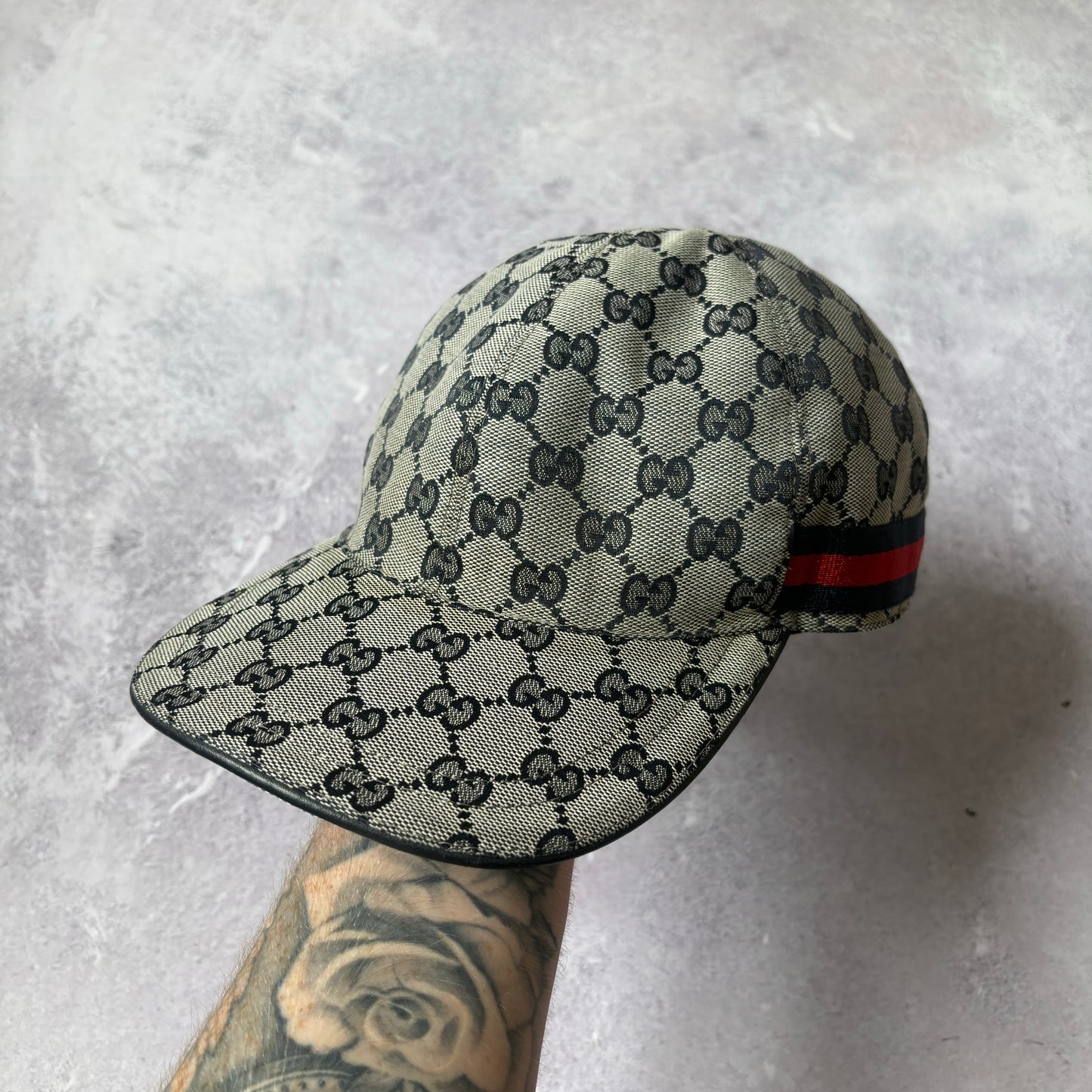 Gucci Cap - Medium