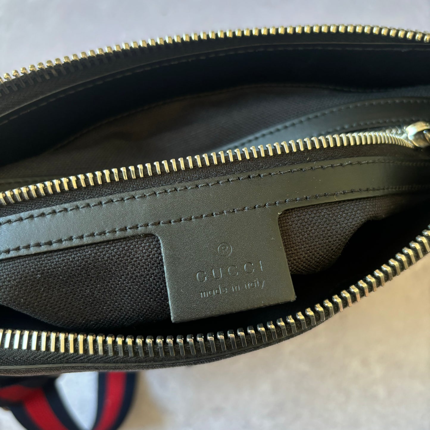 Gucci Messenger Bag