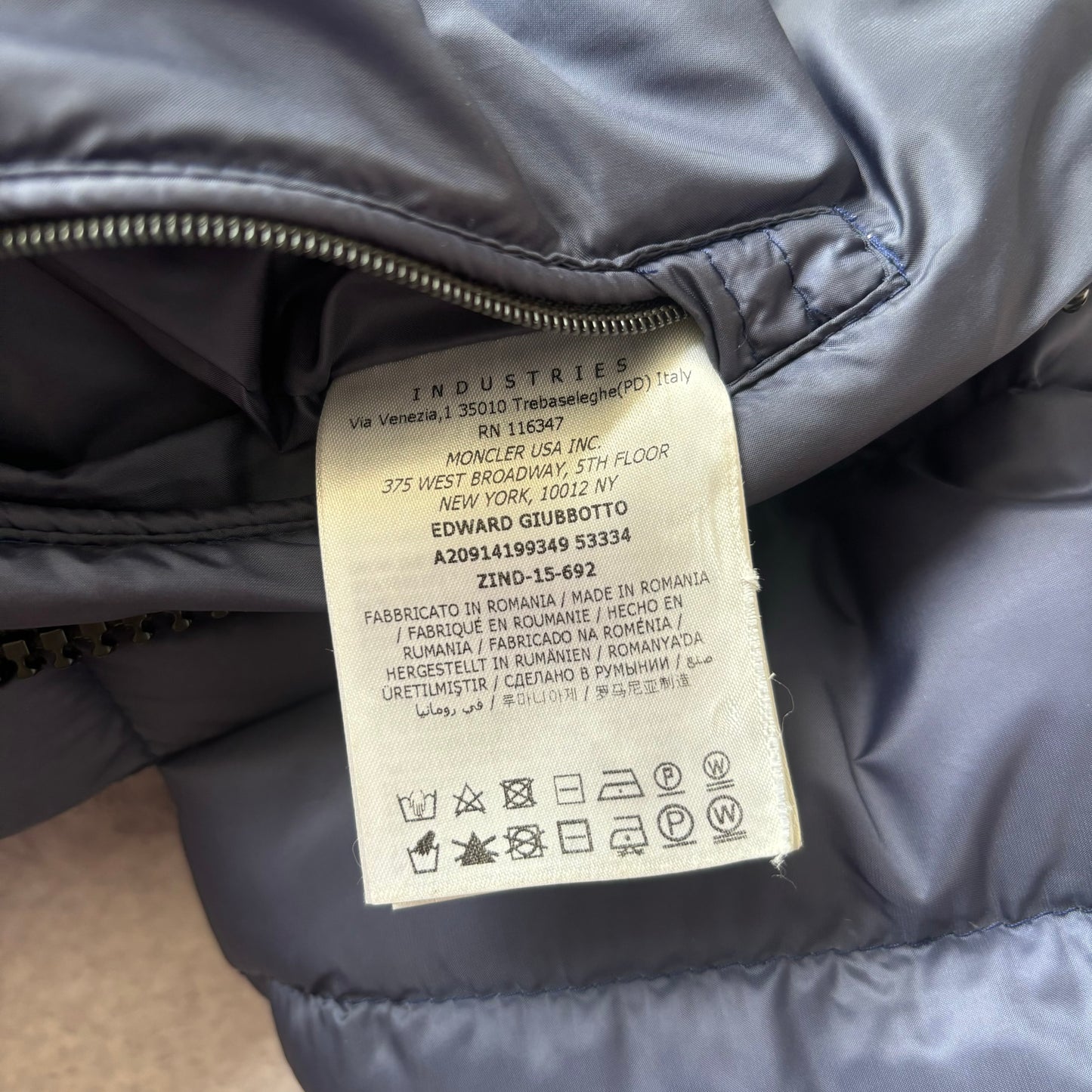 Moncler Edward Puffer Jacket - Size 2