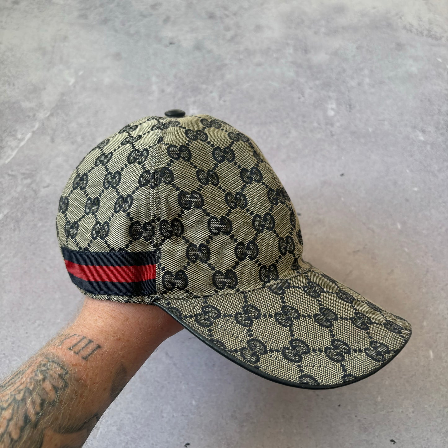 Gucci Cap - Large