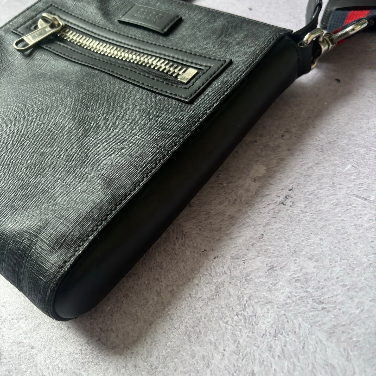 Gucci Messenger Bag