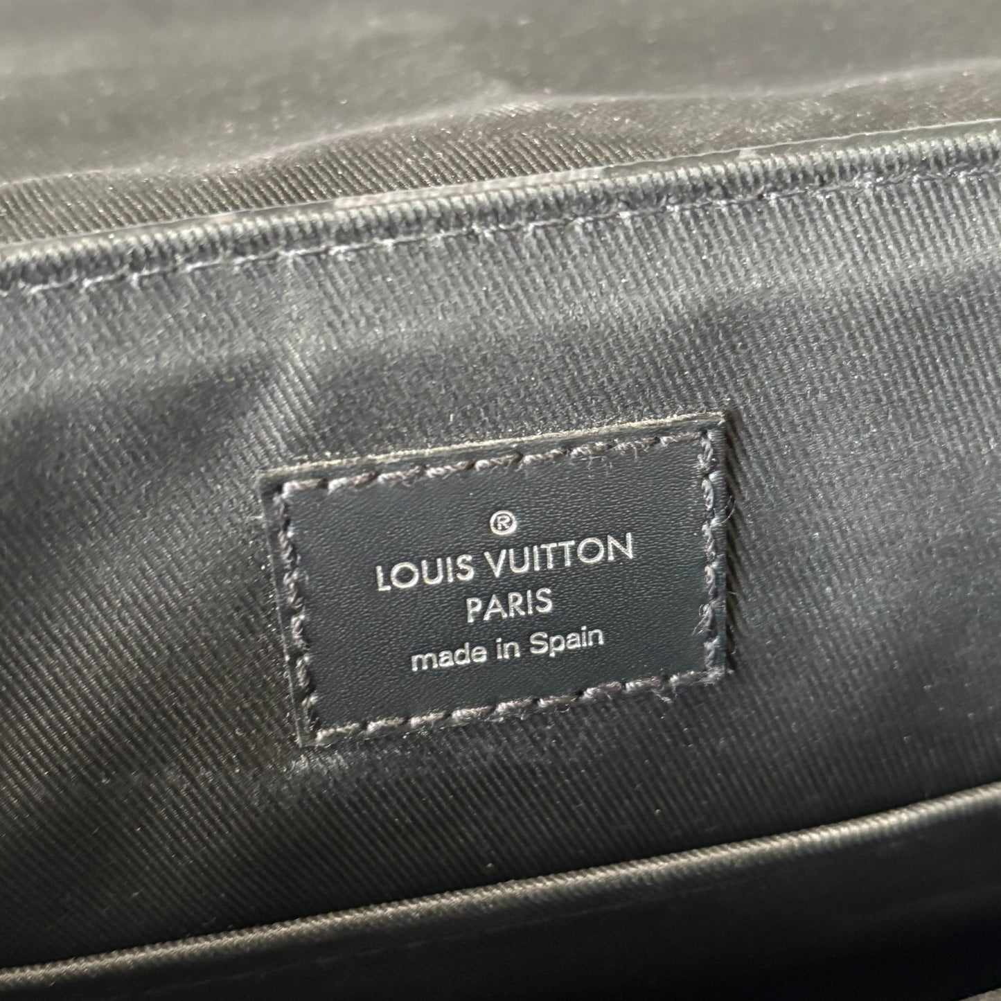 Louis Vuitton Pm Messenger Bag