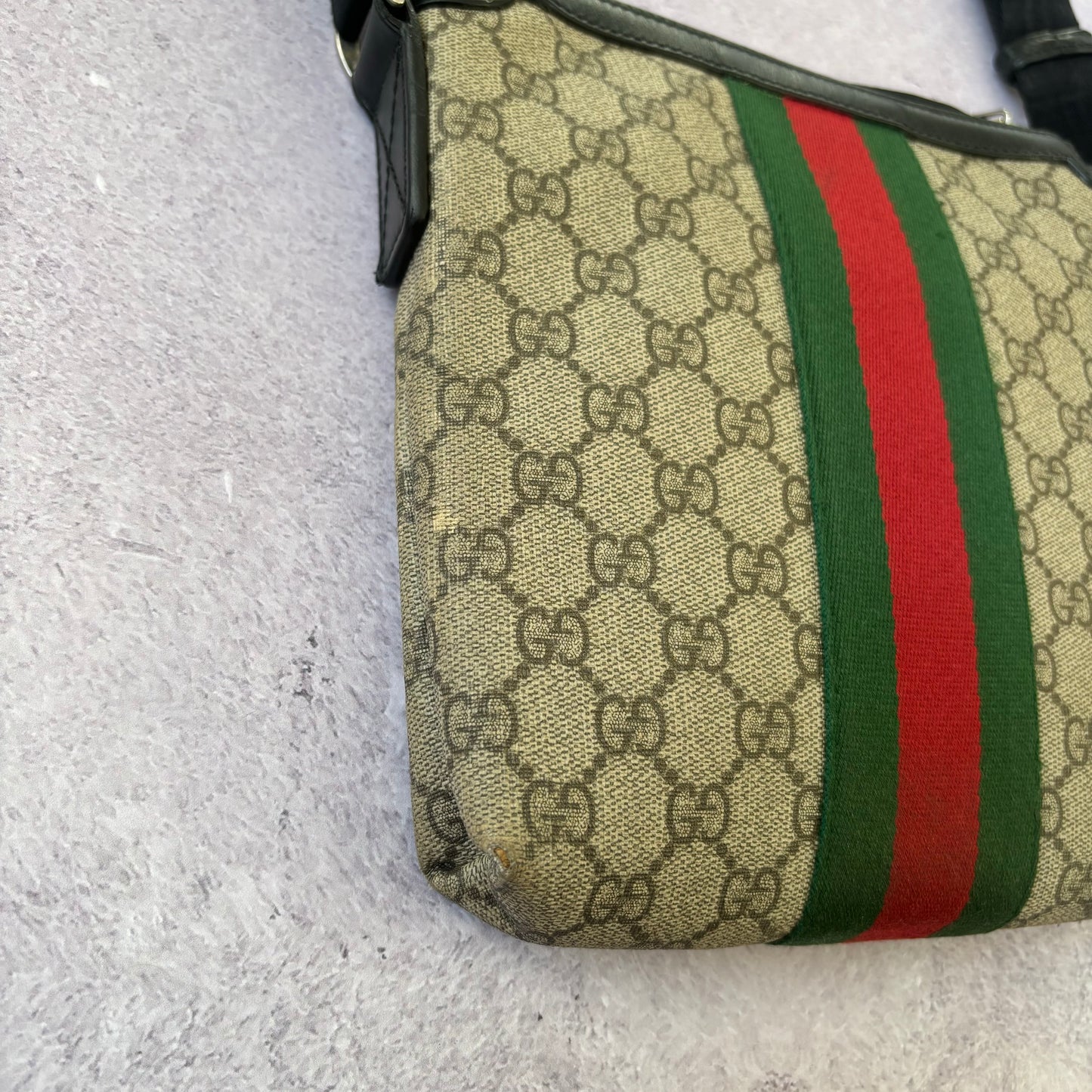 Gucci Messenger Bag