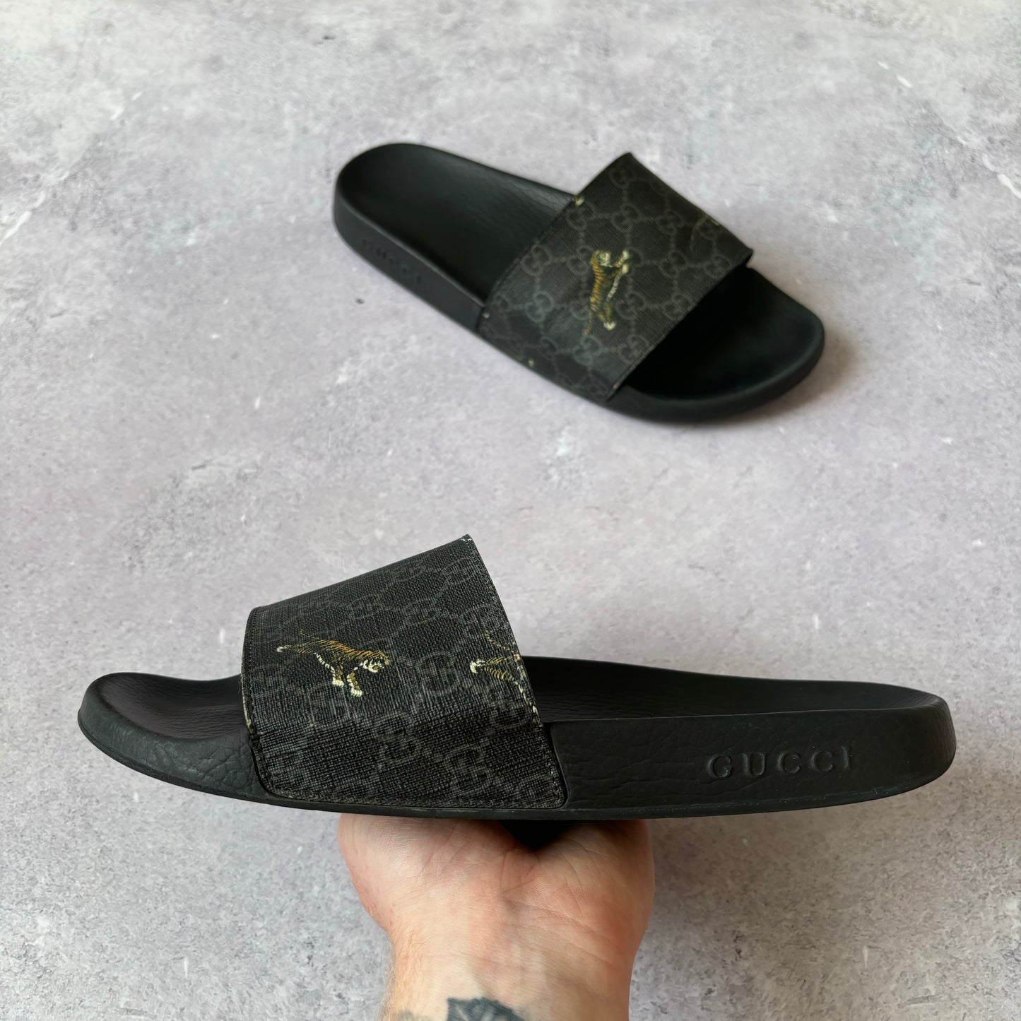 Gucci Sliders - UK 9