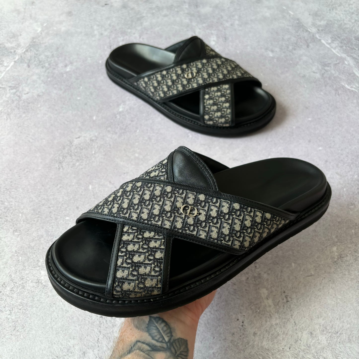 Dior Aqua Sliders - UK 9