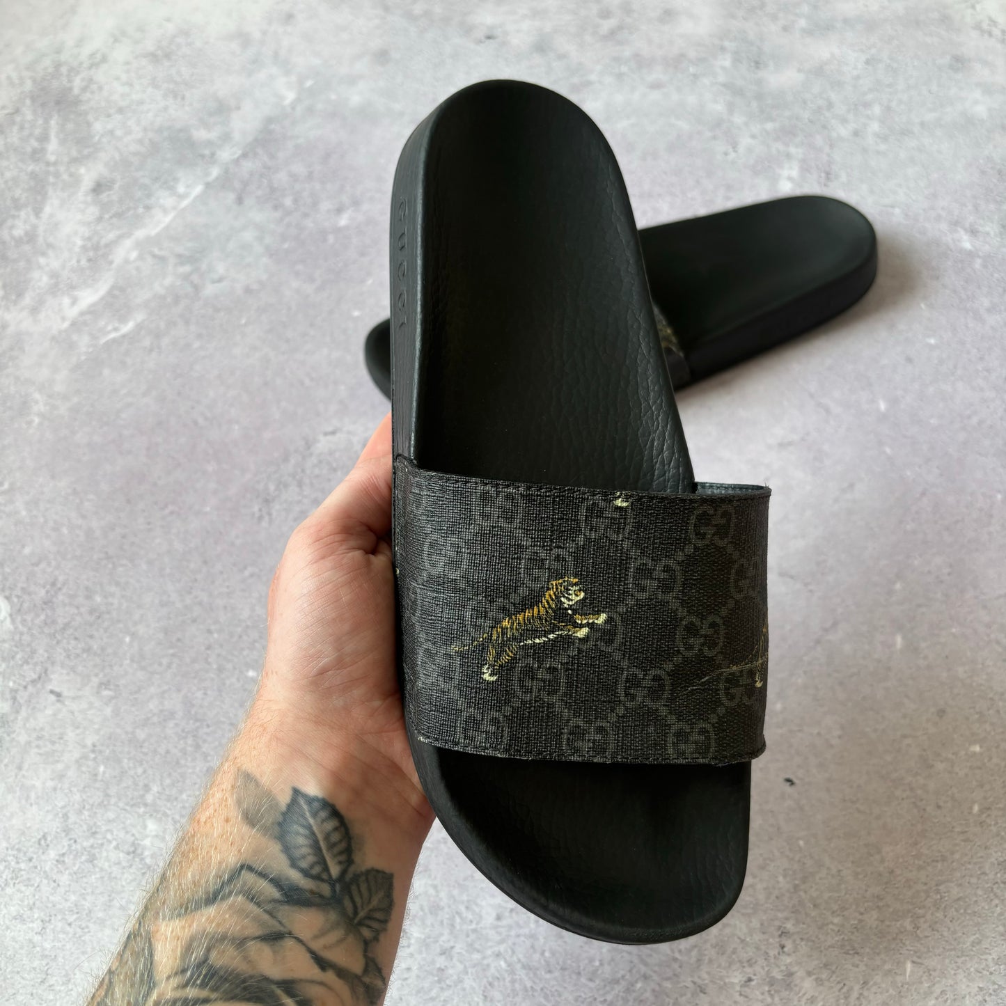 Gucci Sliders - UK 9