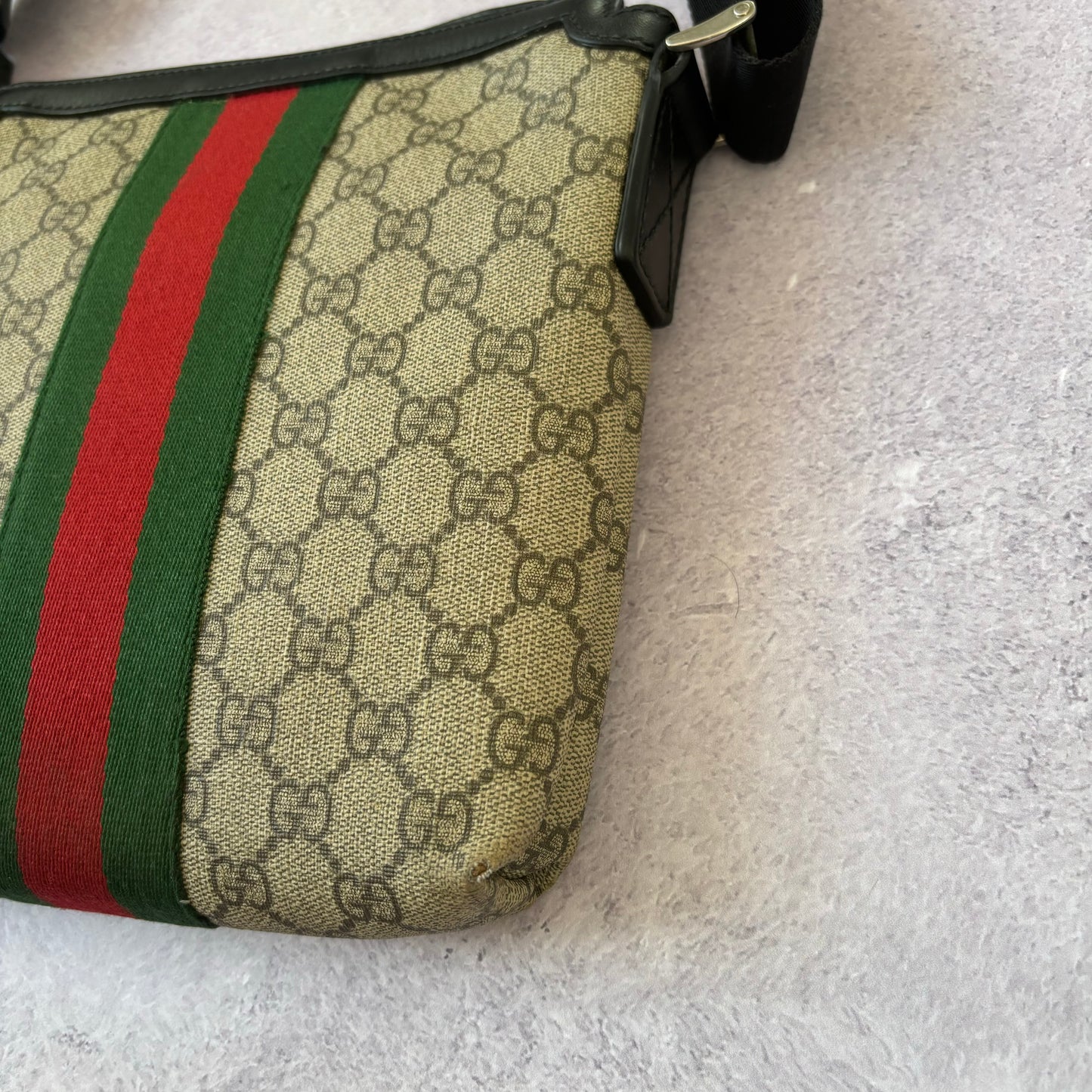 Gucci Messenger Bag