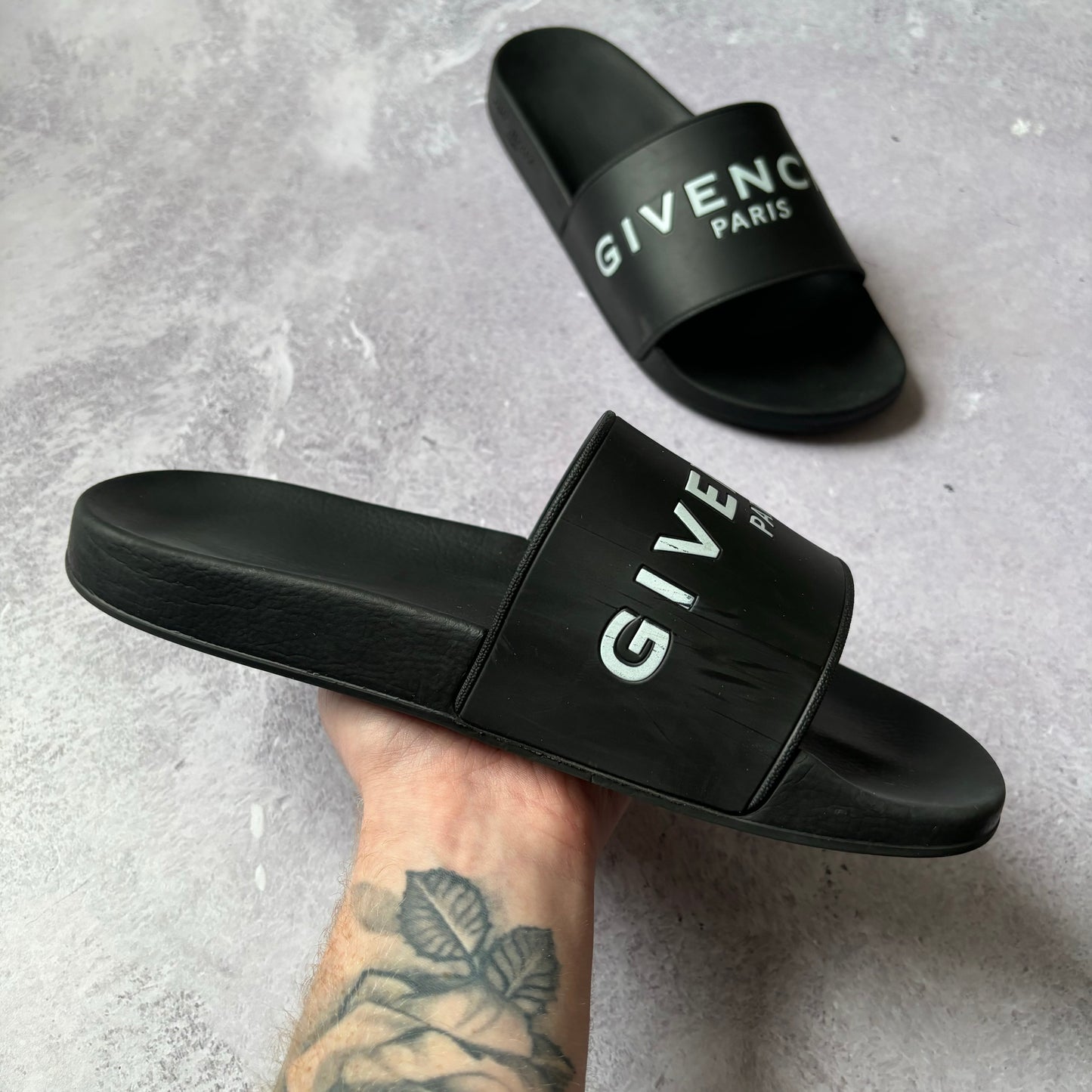 Givenchy Sliders - UK 9