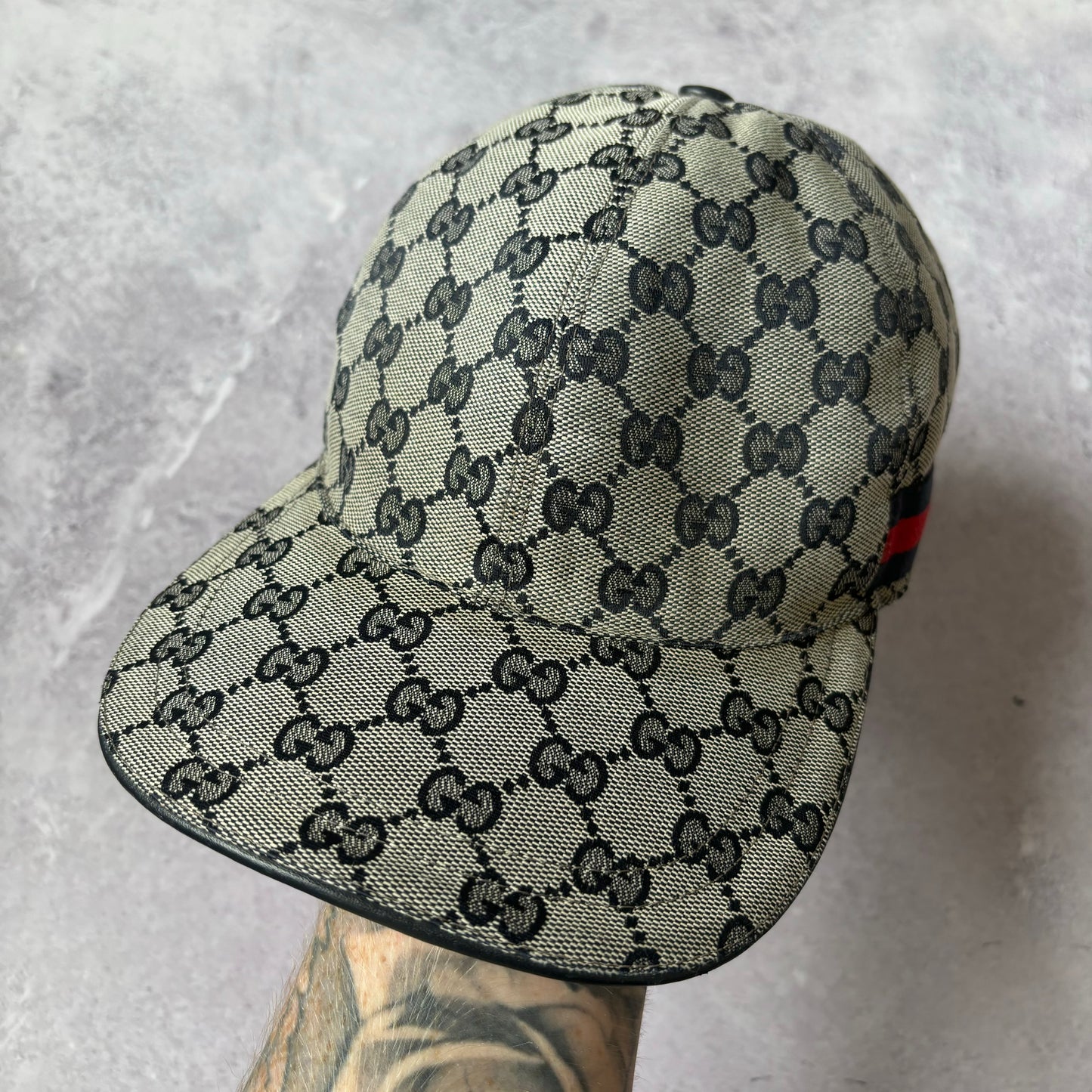 Gucci Cap - Medium